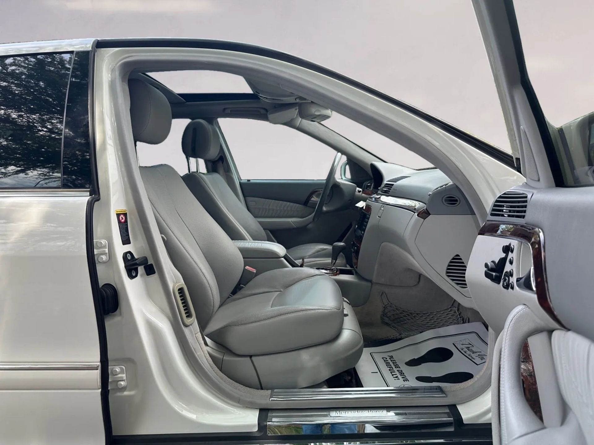 Mercedes-Benz S-Class 4dr Sdn 5.0L 4MATIC 2006
