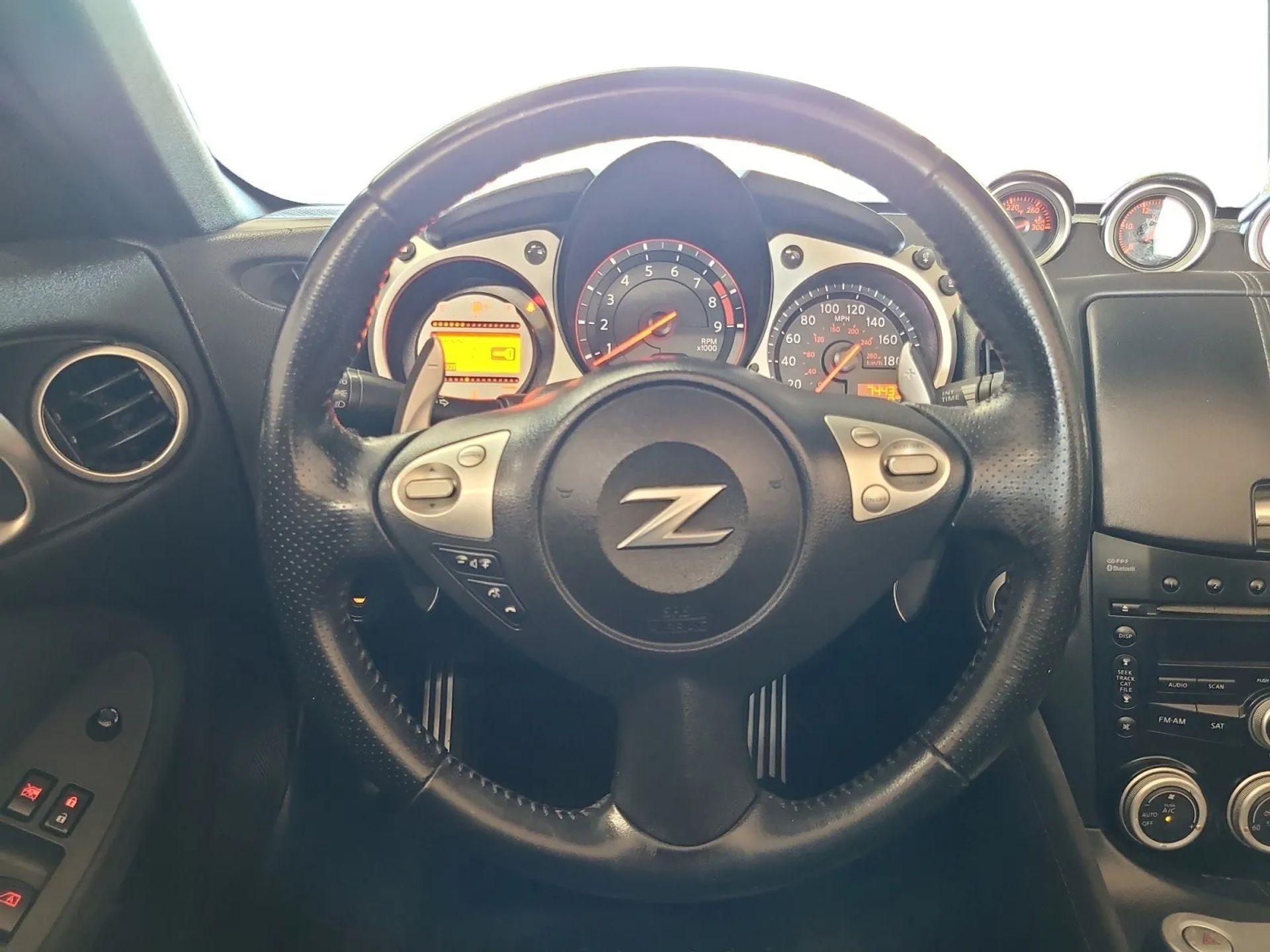 Nissan 370Z 2dr Roadster Auto Touring 2010