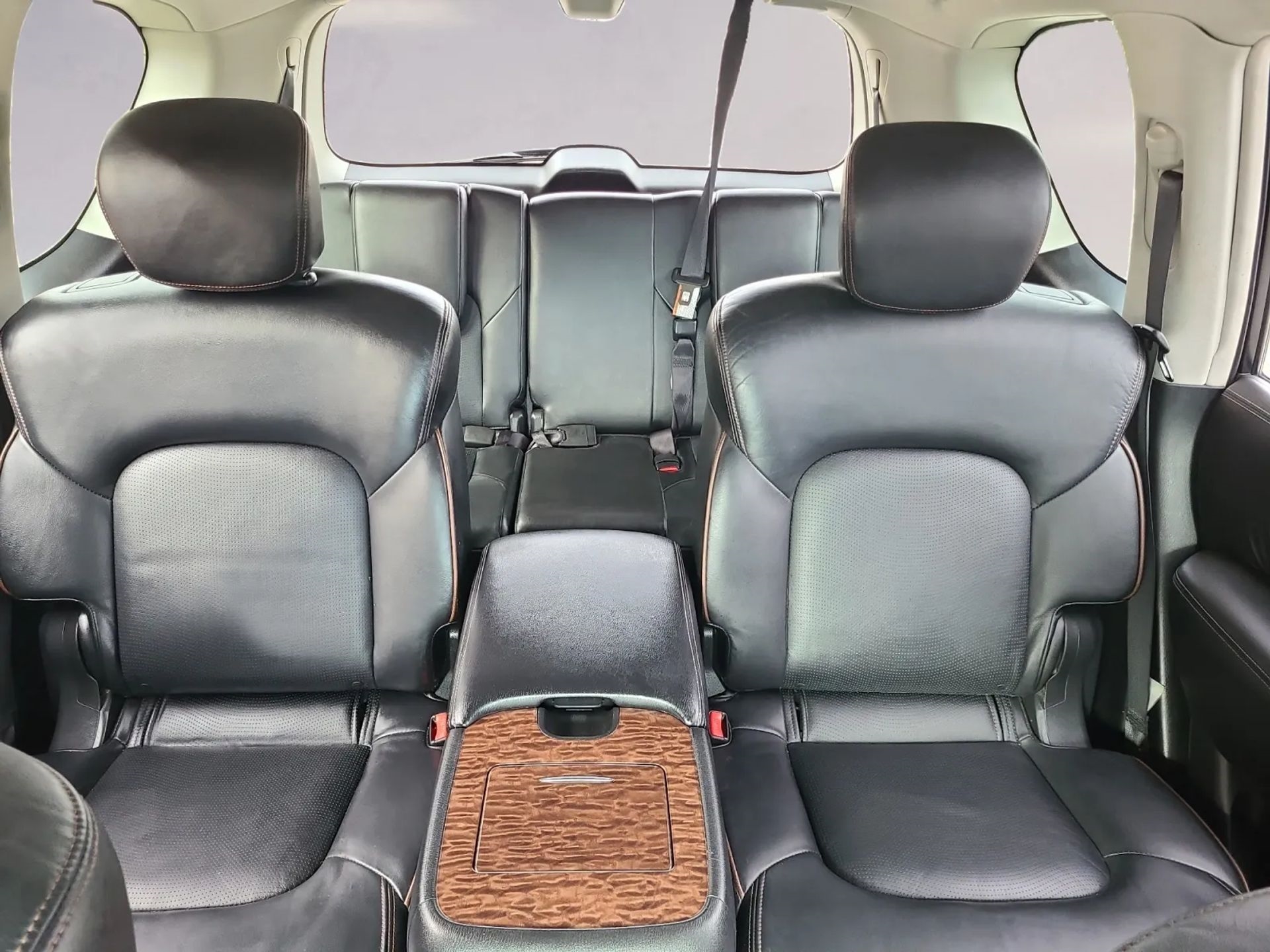 Nissan Armada 4x2 Platinum 2018