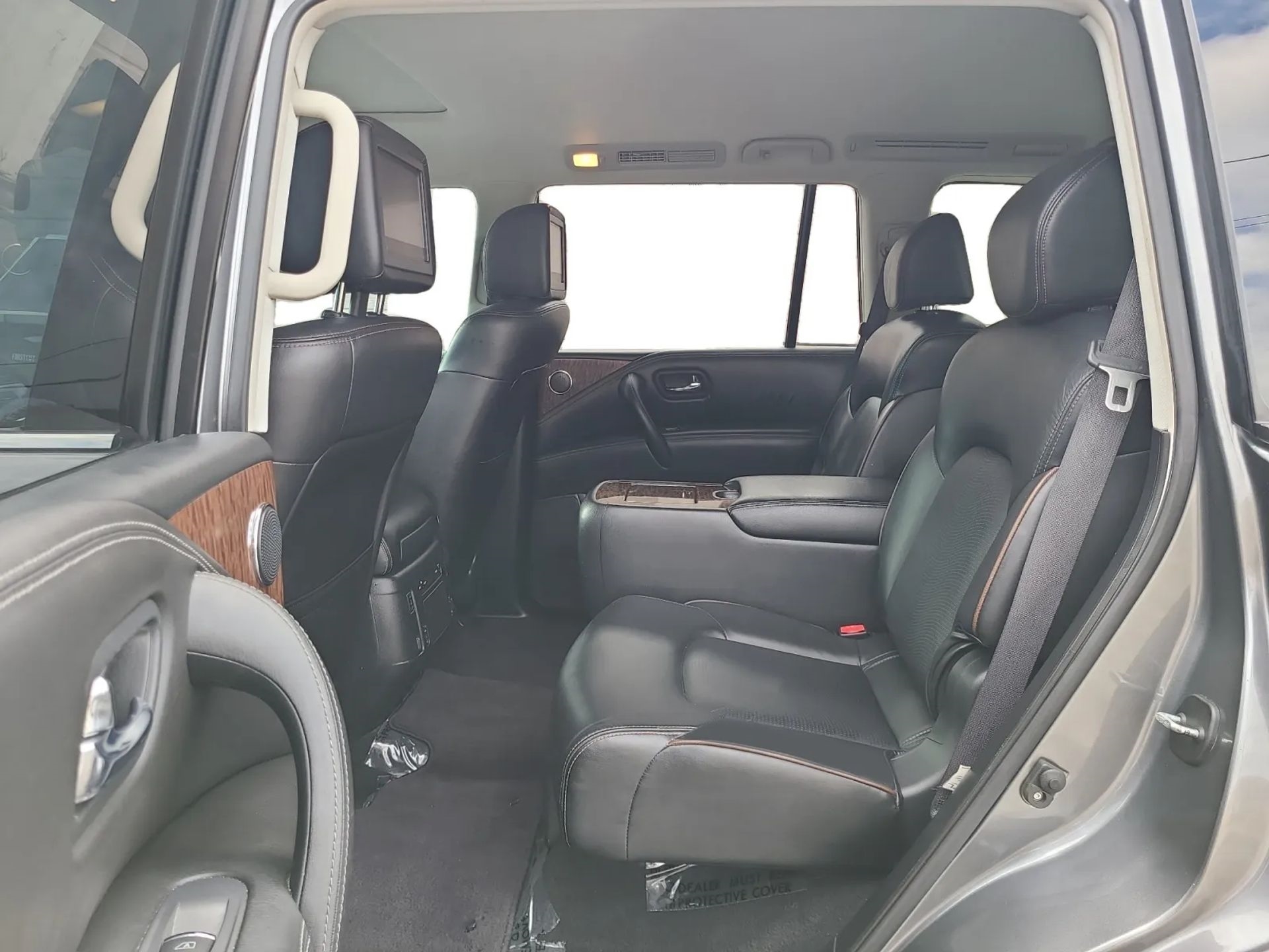 Nissan Armada 4x2 Platinum 2018