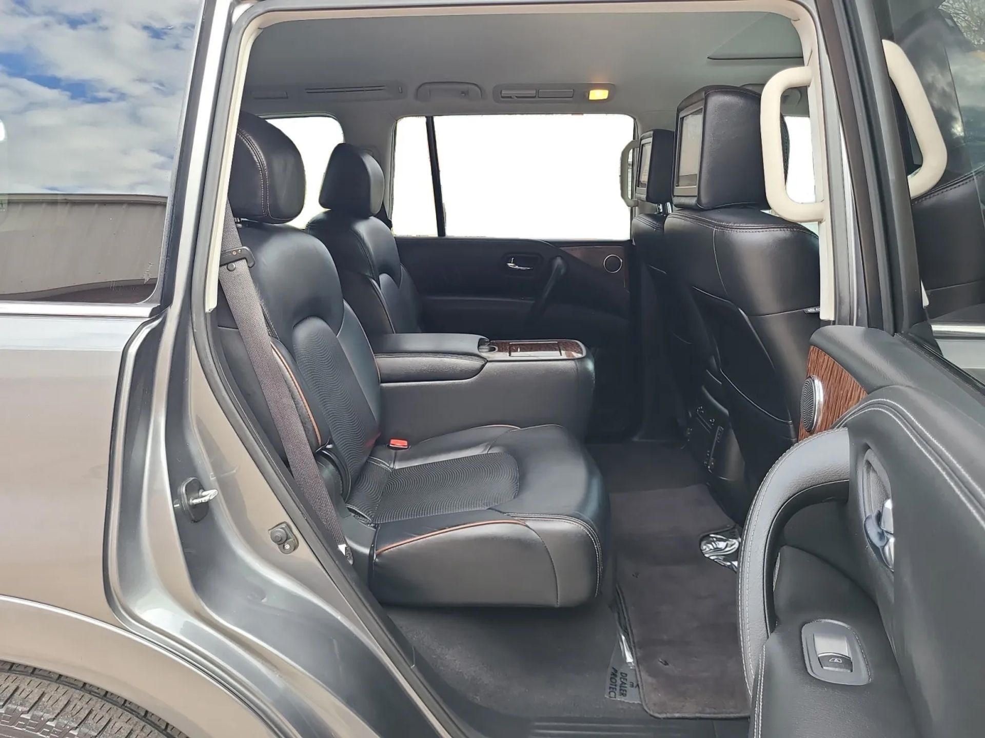 Nissan Armada 4x2 Platinum 2018