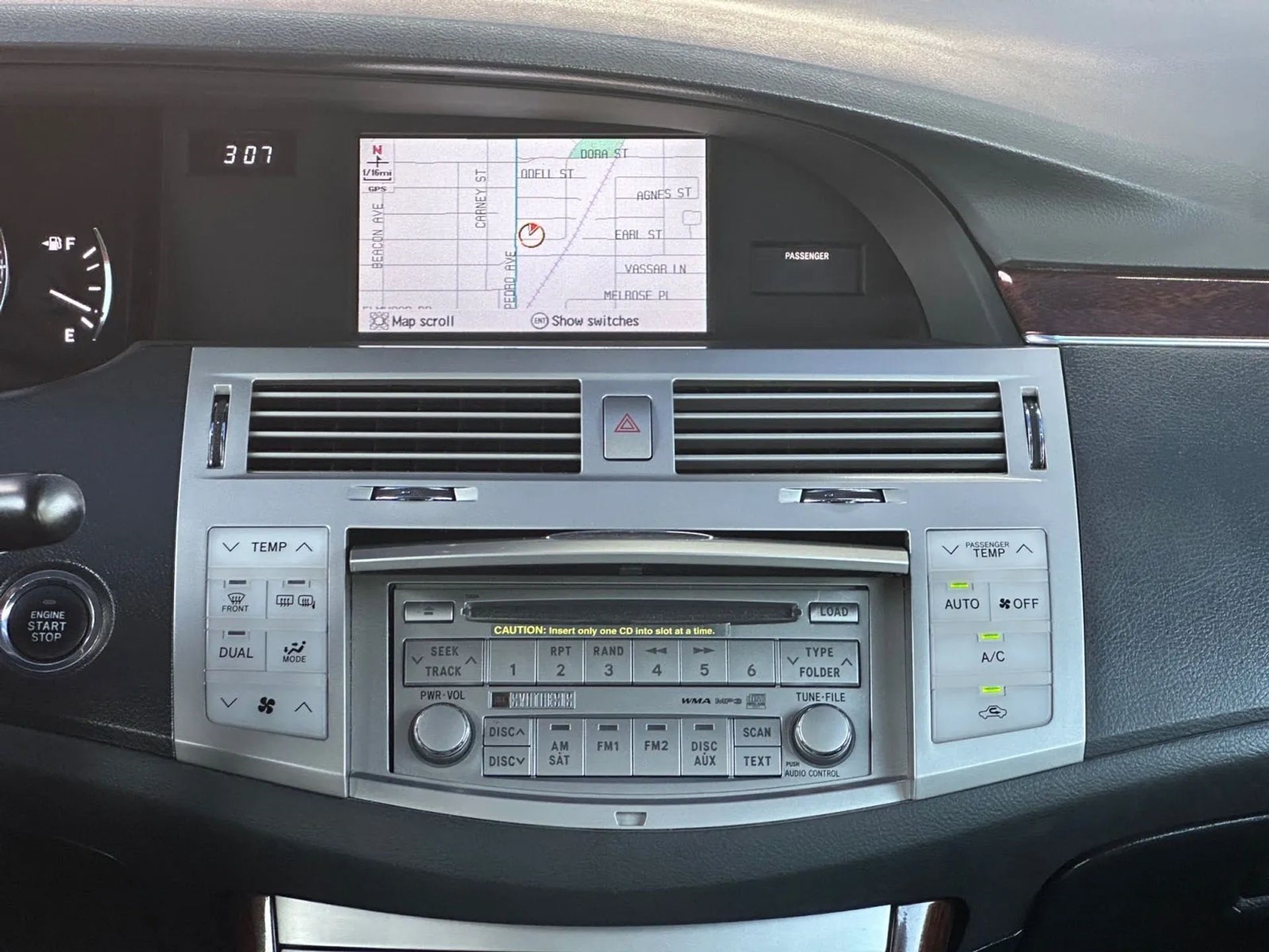 Toyota Avalon 4dr Sdn Limited (Natl) 2009