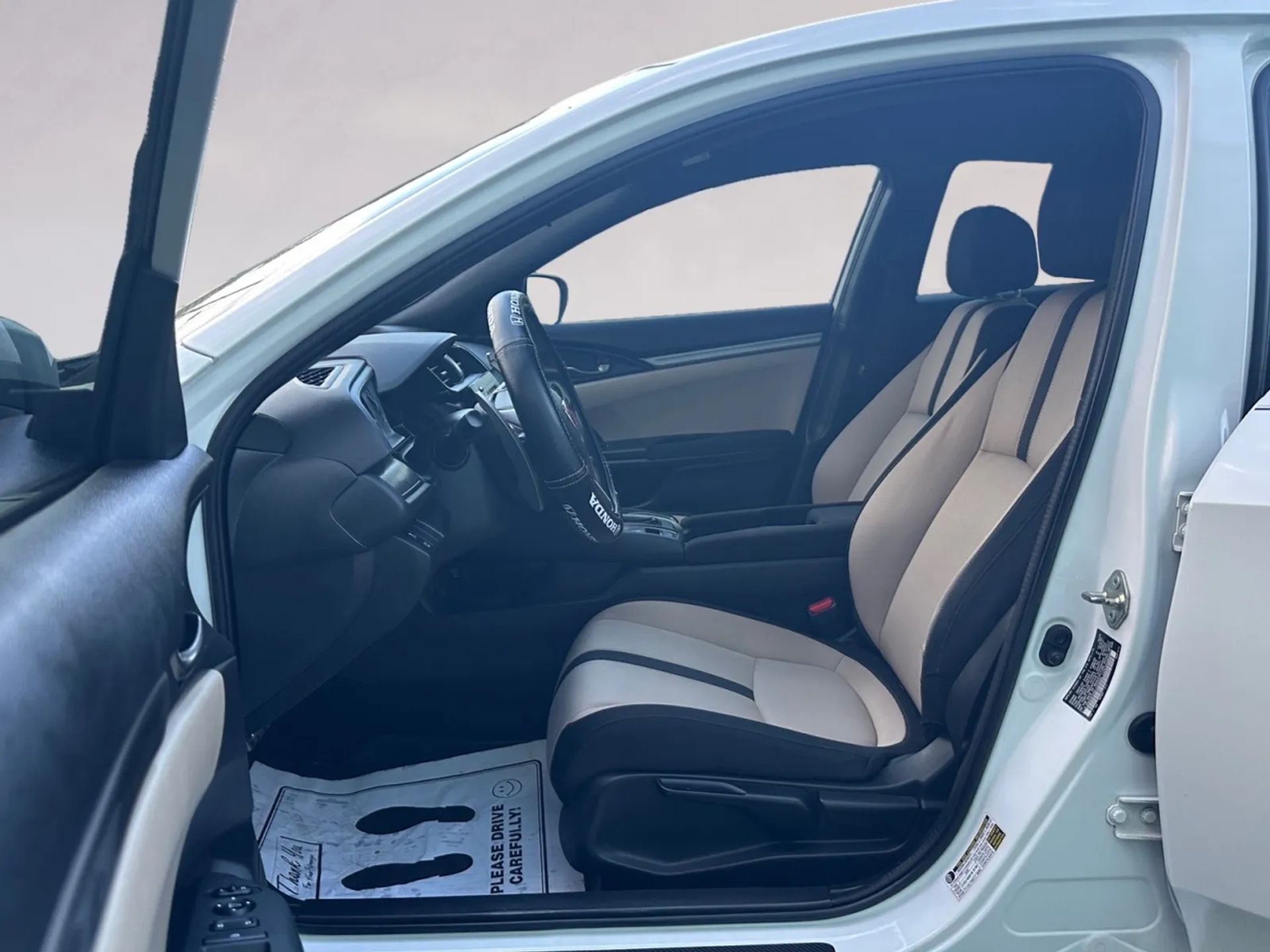 Honda Civic Hatchback Sport CVT 2018