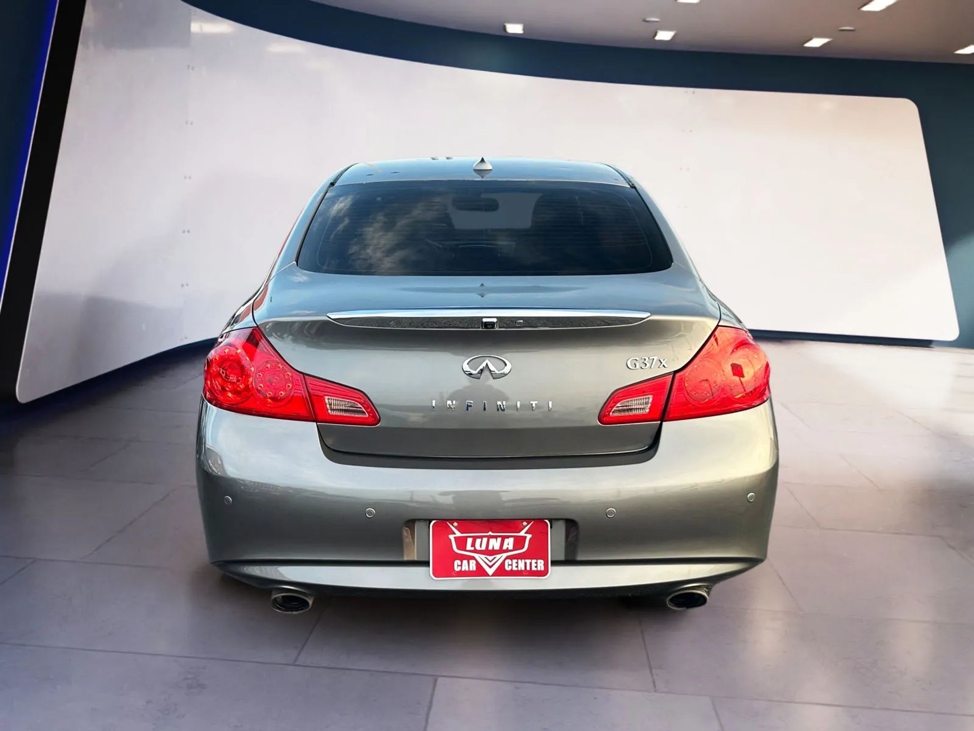 Infiniti G37 Sedan 4dr x AWD 2013