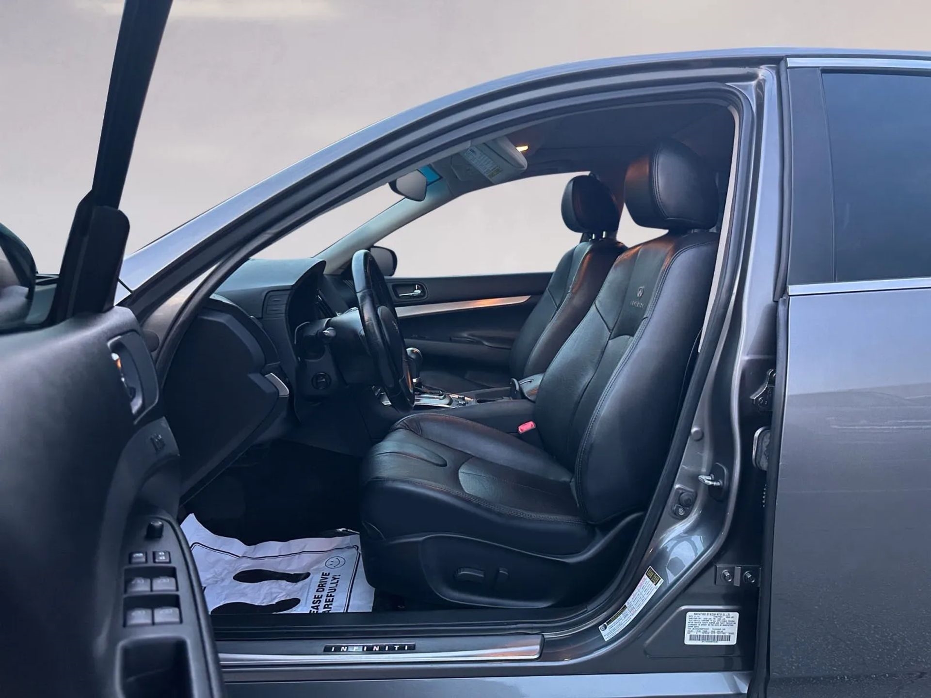 Infiniti G37 Sedan 4dr x AWD 2013