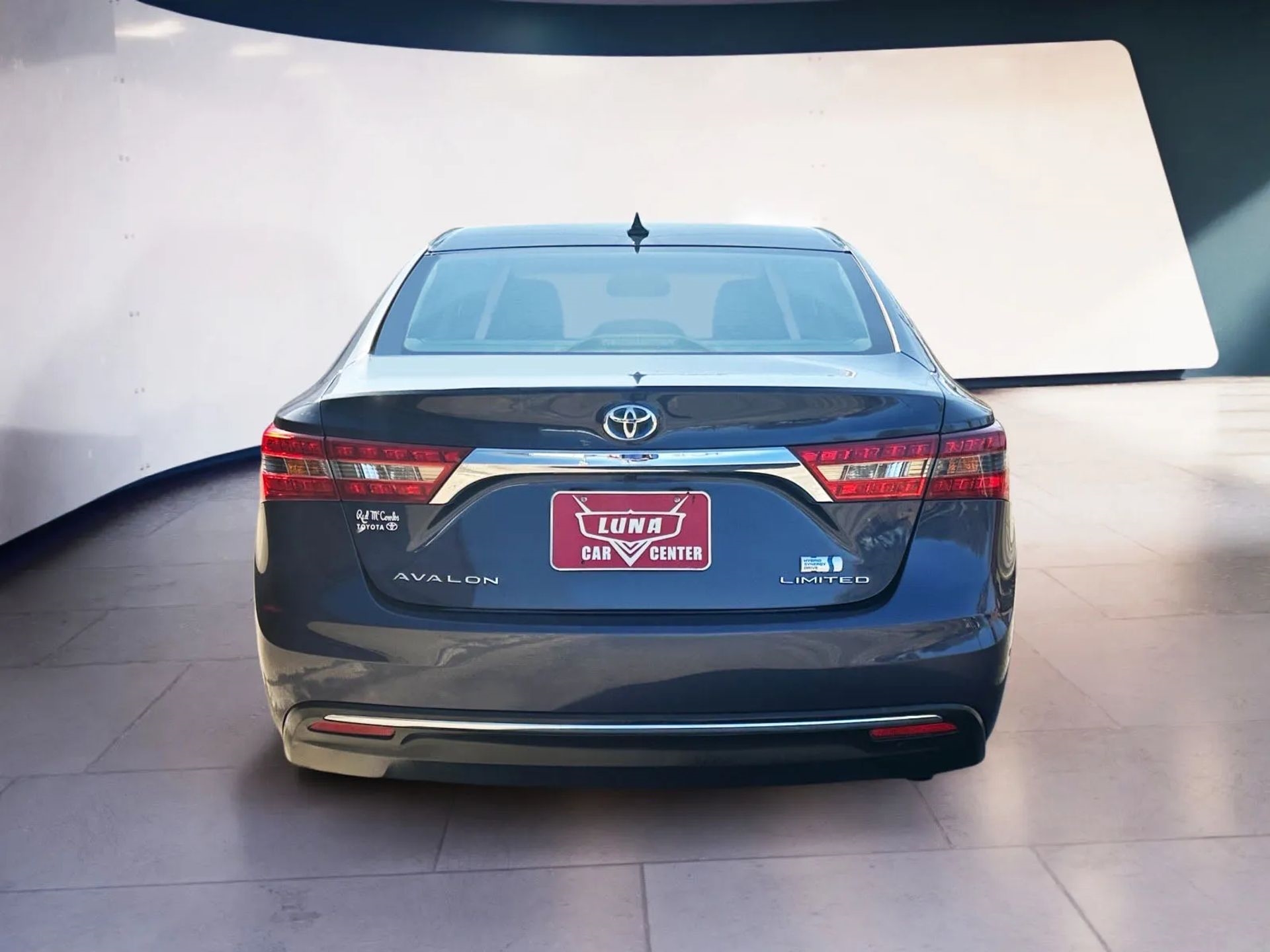 Toyota Avalon Hybrid 4dr Sdn XLE Premium (Natl) 2016