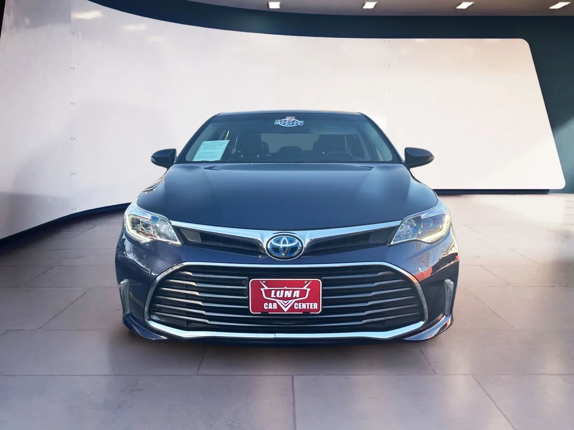 Toyota Avalon Hybrid 4dr Sdn XLE Premium (Natl) 2016