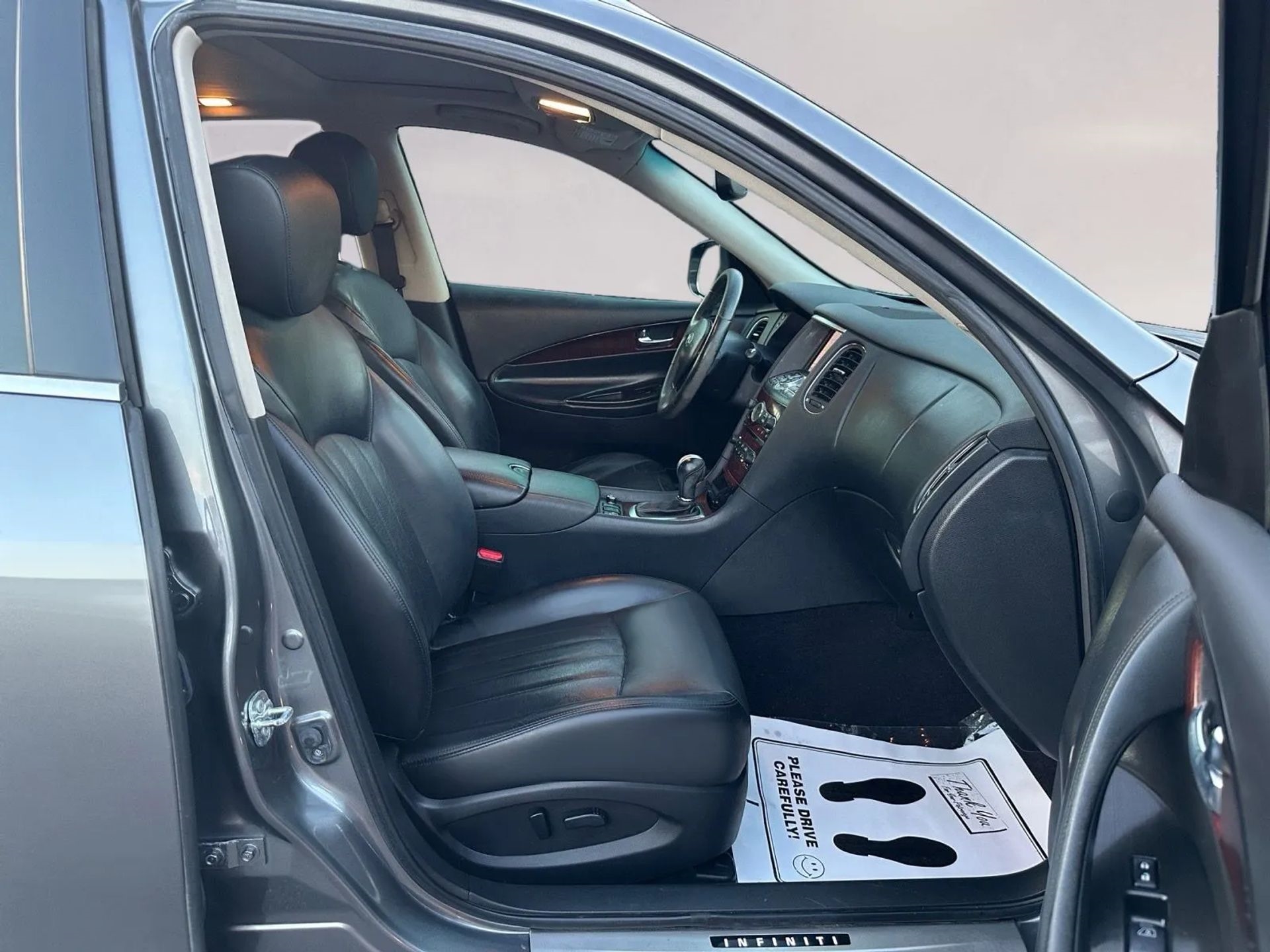 Infiniti QX50 RWD 2017