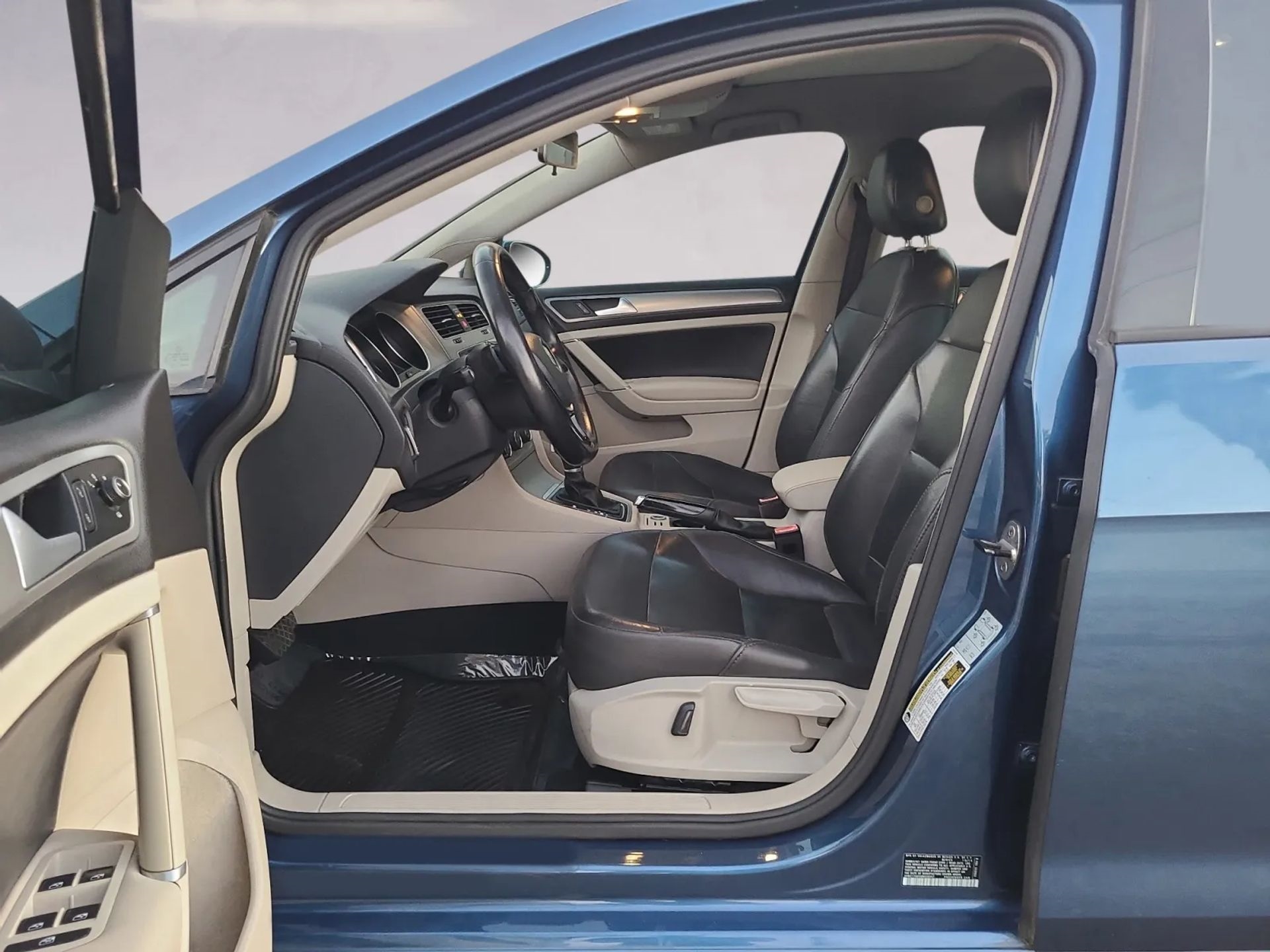 Volkswagen Golf 4dr HB Auto TSI S 2016