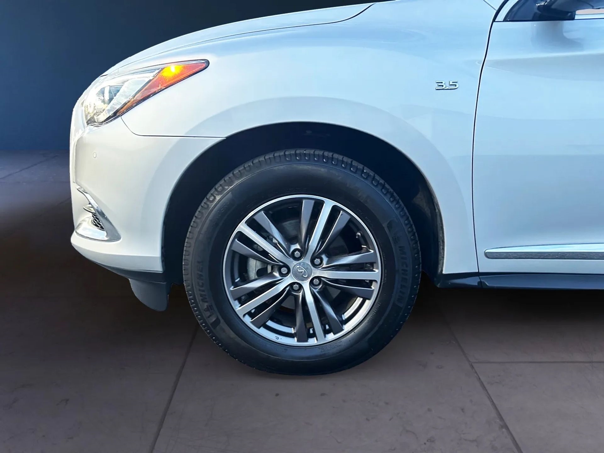 Infiniti QX60 FWD 2018