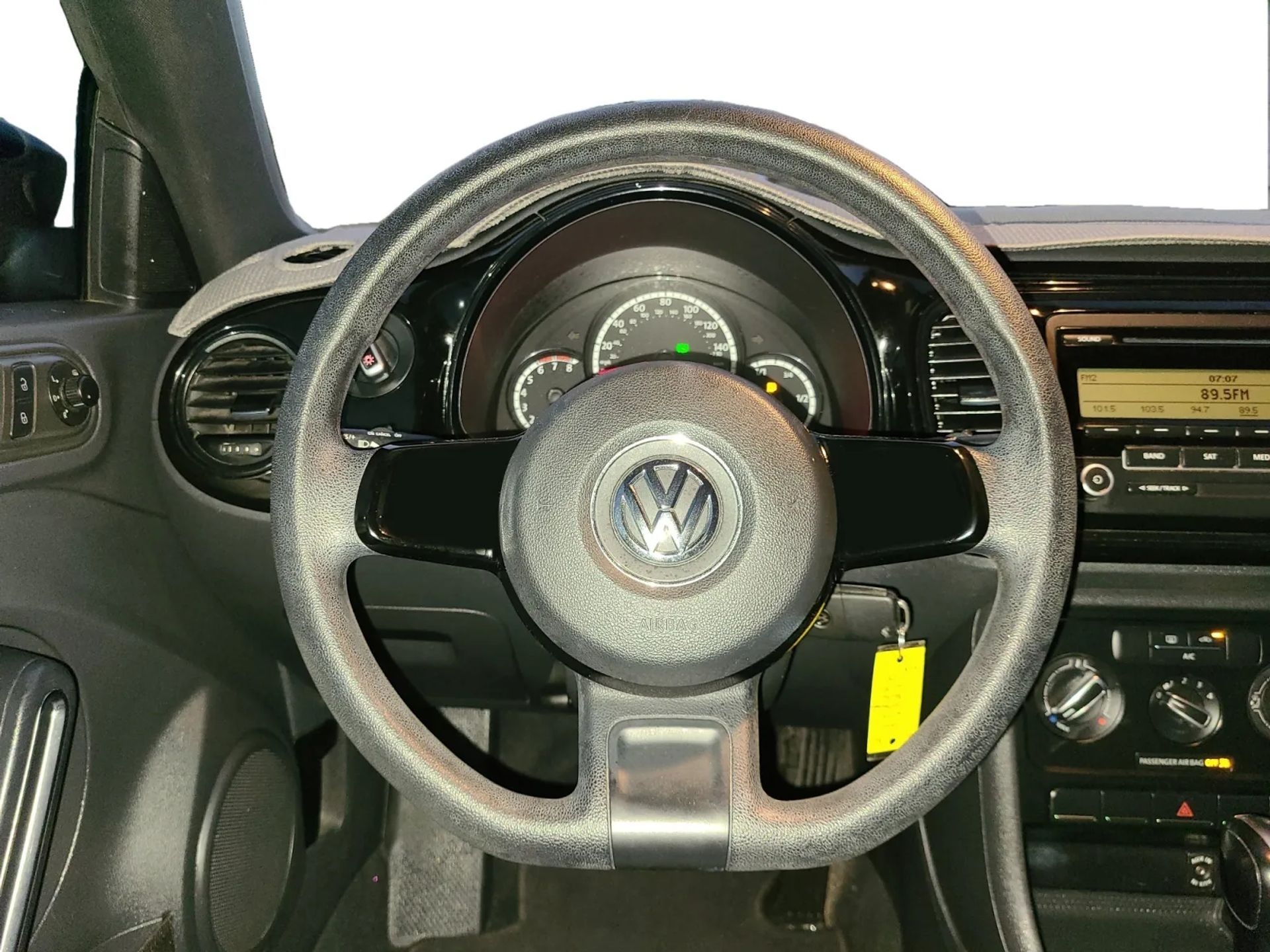 Volkswagen Beetle Coupe 2dr Auto 1.8T Entry PZEV 2014