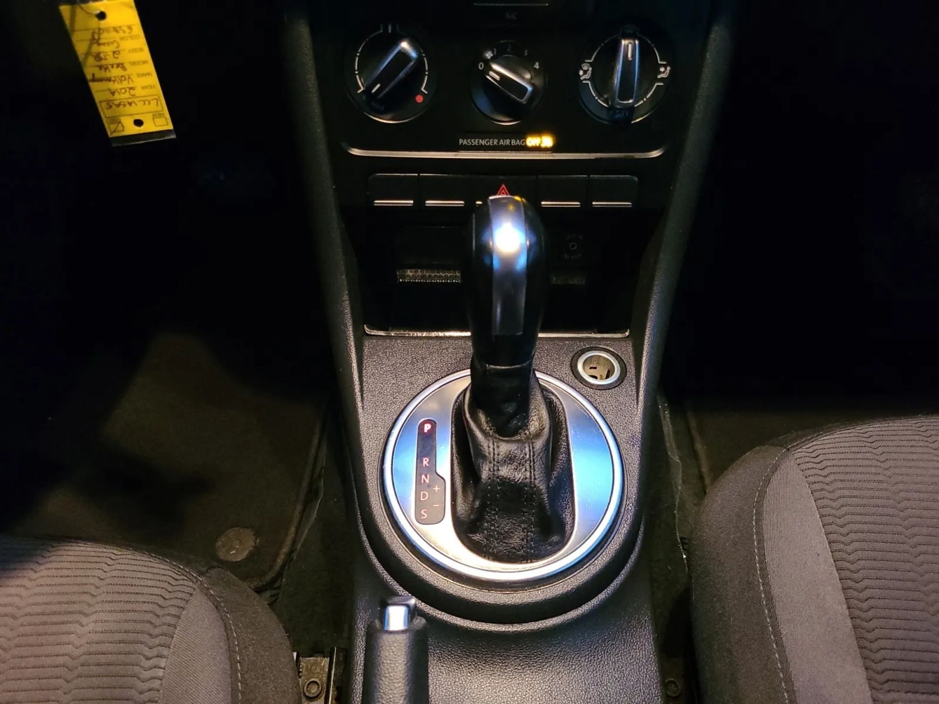 Volkswagen Beetle Coupe 2dr Auto 1.8T Entry PZEV 2014