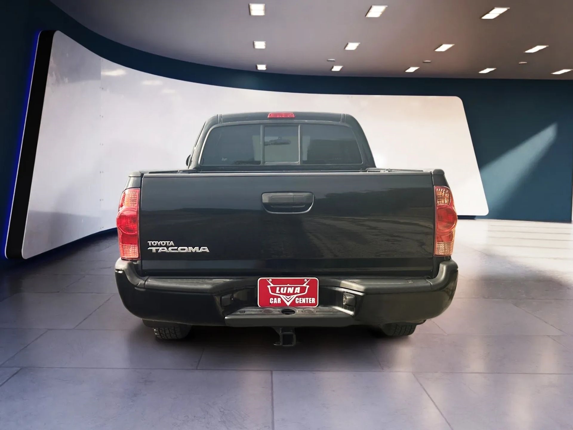 Toyota Tacoma 2WD Access Cab I4 AT (Natl) 2015