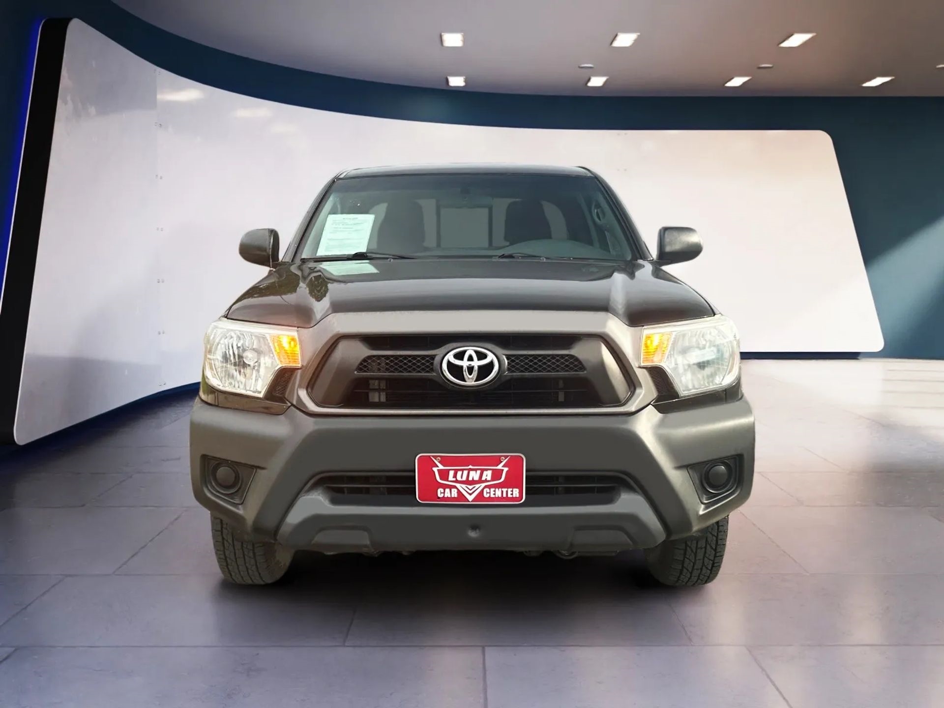 Toyota Tacoma 2WD Access Cab I4 AT (Natl) 2015