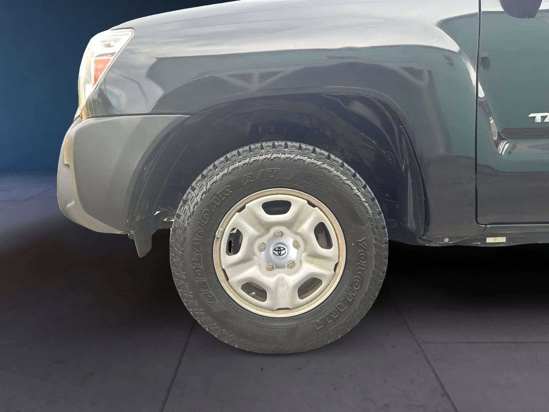 Toyota Tacoma 2WD Access Cab I4 AT (Natl) 2015