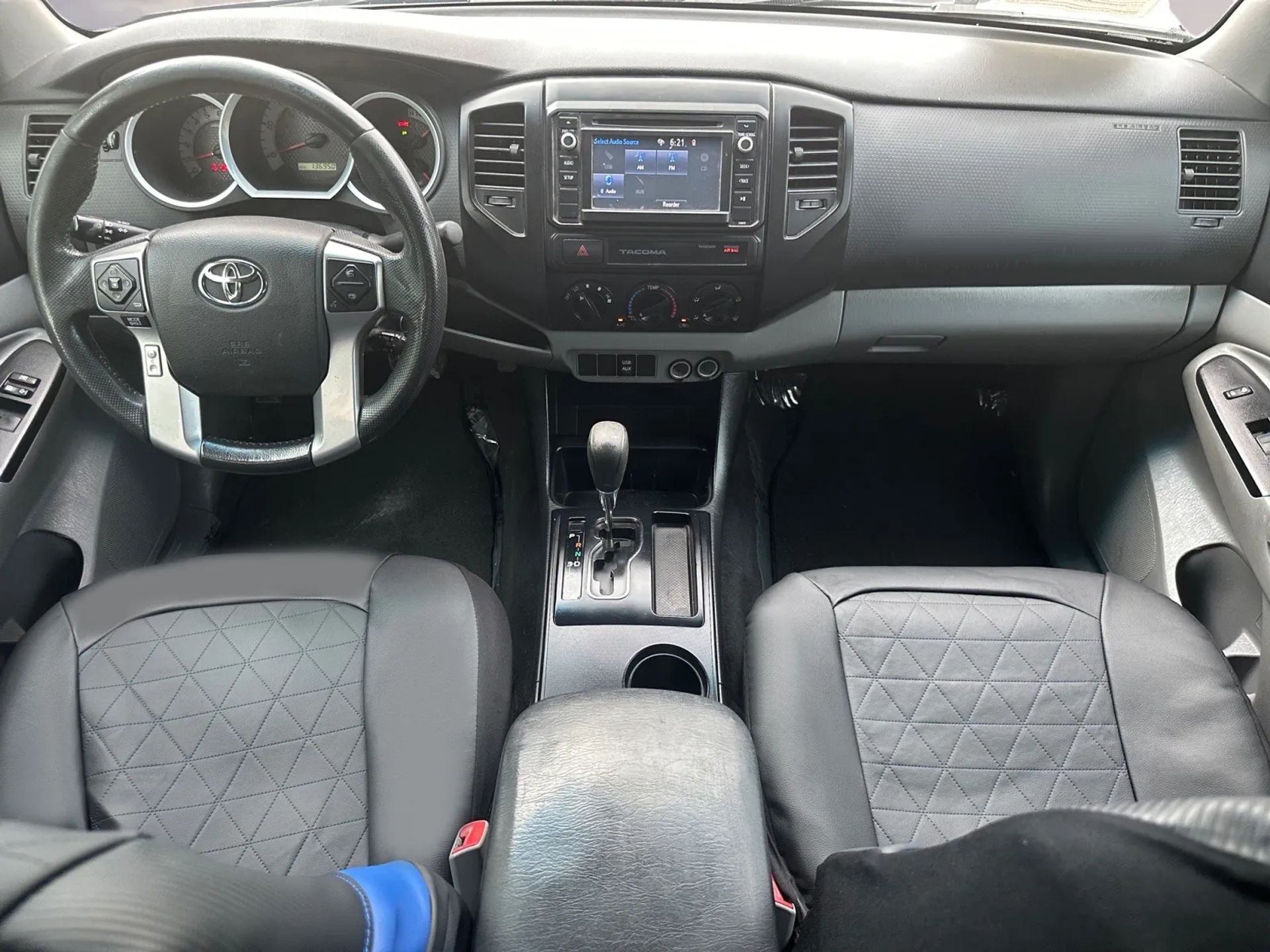 Toyota Tacoma 2WD Access Cab I4 AT (Natl) 2015
