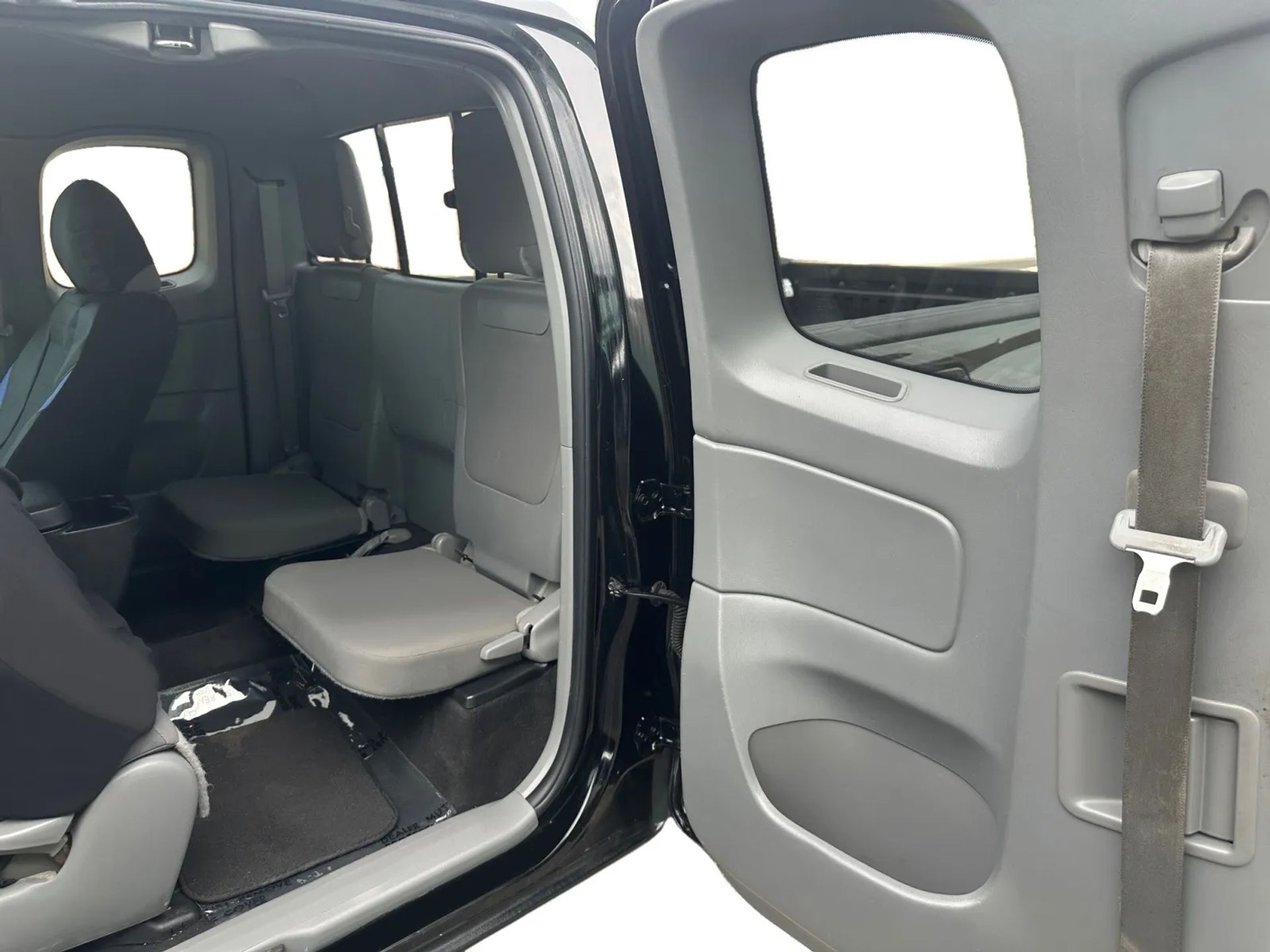 Toyota Tacoma 2WD Access Cab I4 AT (Natl) 2015