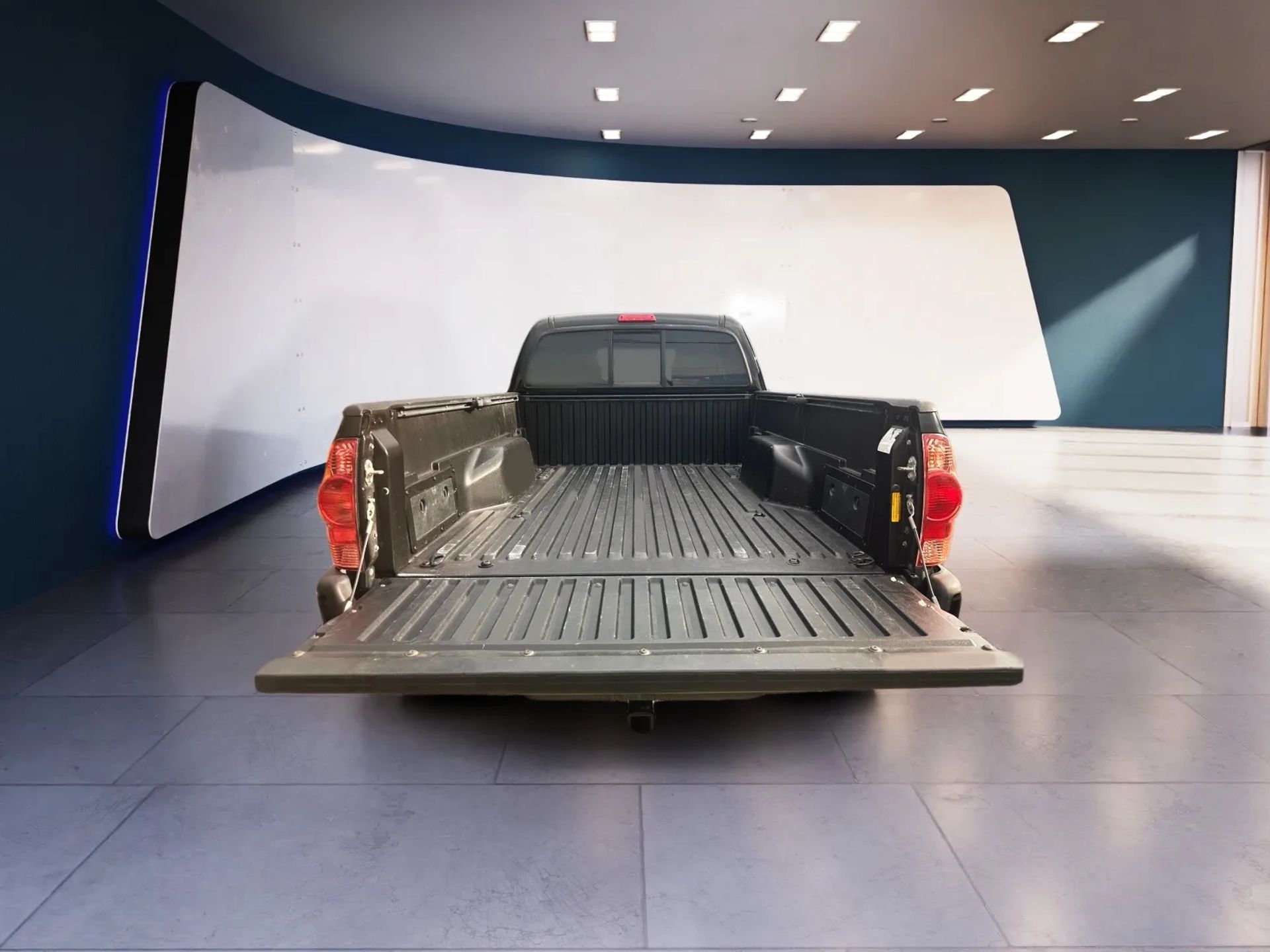 Toyota Tacoma 2WD Access Cab I4 AT (Natl) 2015