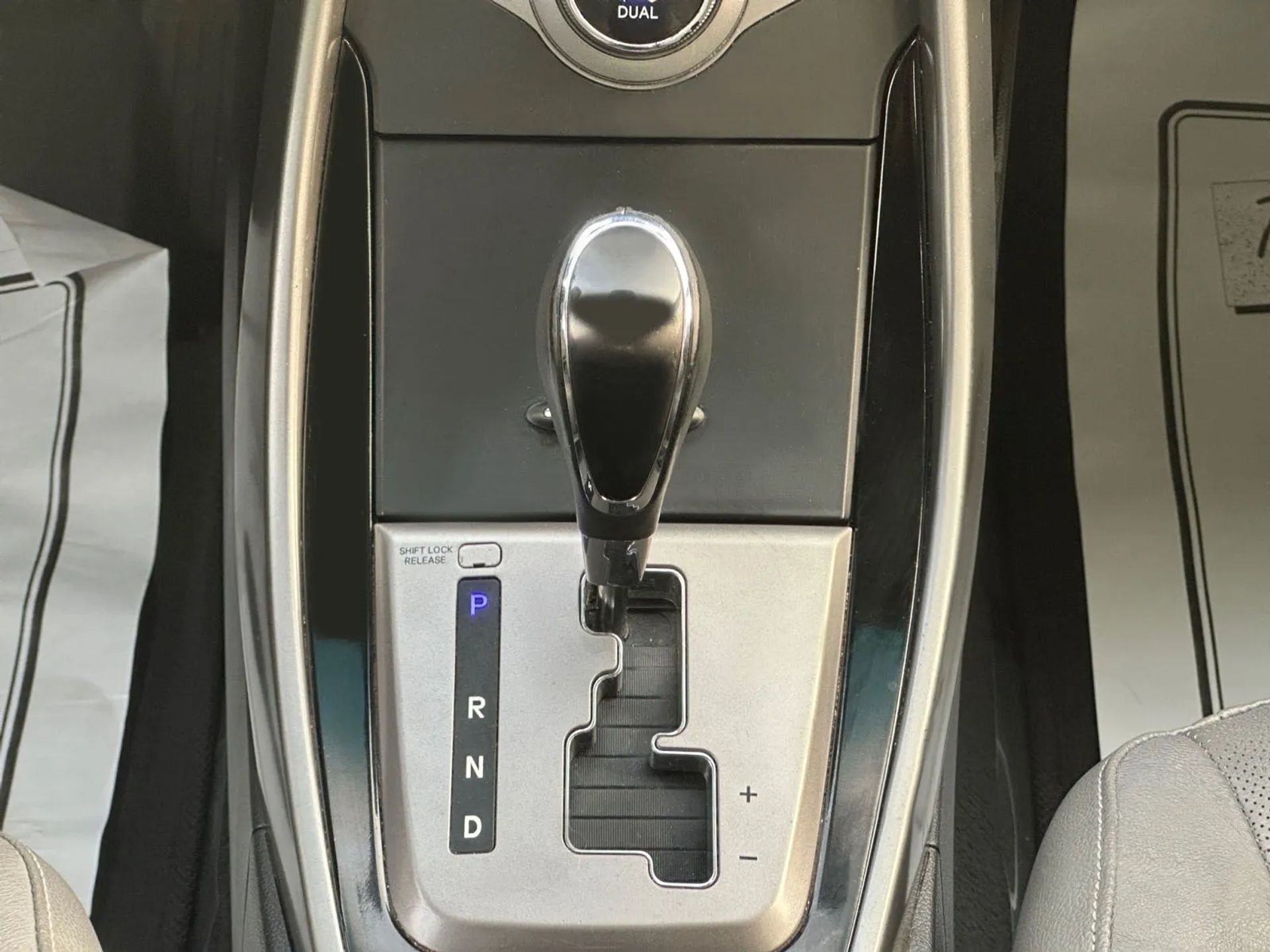 Hyundai Elantra 4dr Sdn Auto Limited (Ulsan Plant) 2013