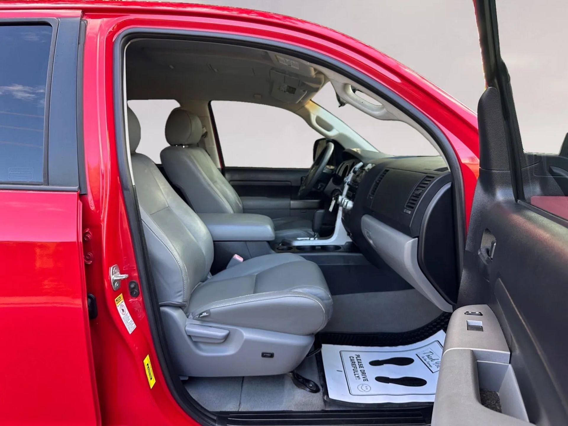 Toyota Tundra 2WD Truck CrewMax 5.7L V8 6-Spd AT (Natl) 2008
