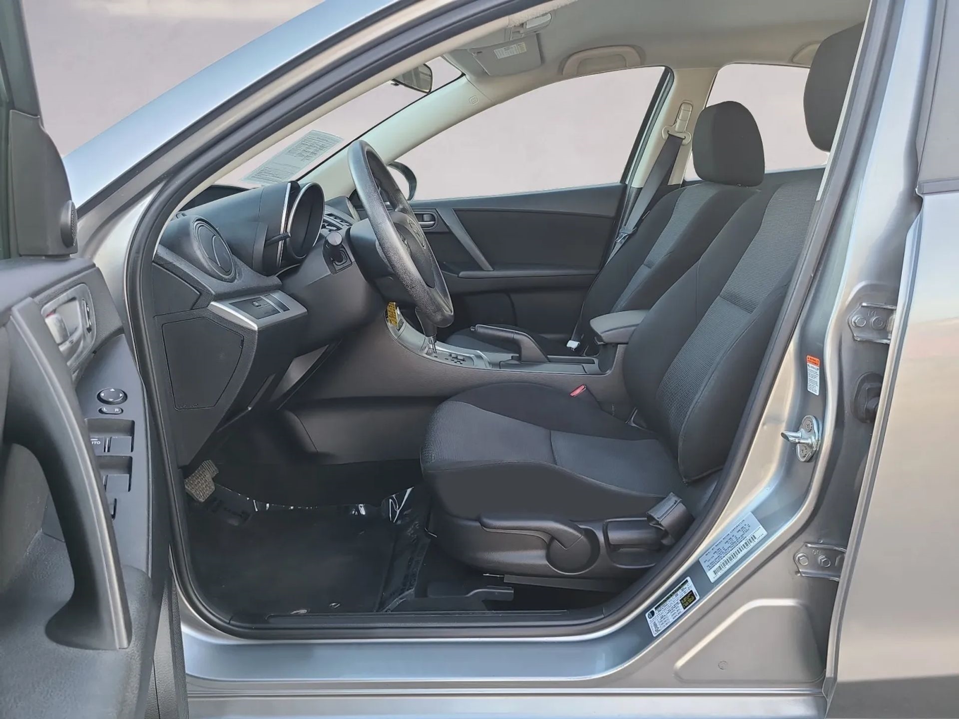Mazda MAZDA3 4dr Sdn Auto i Touring 2010