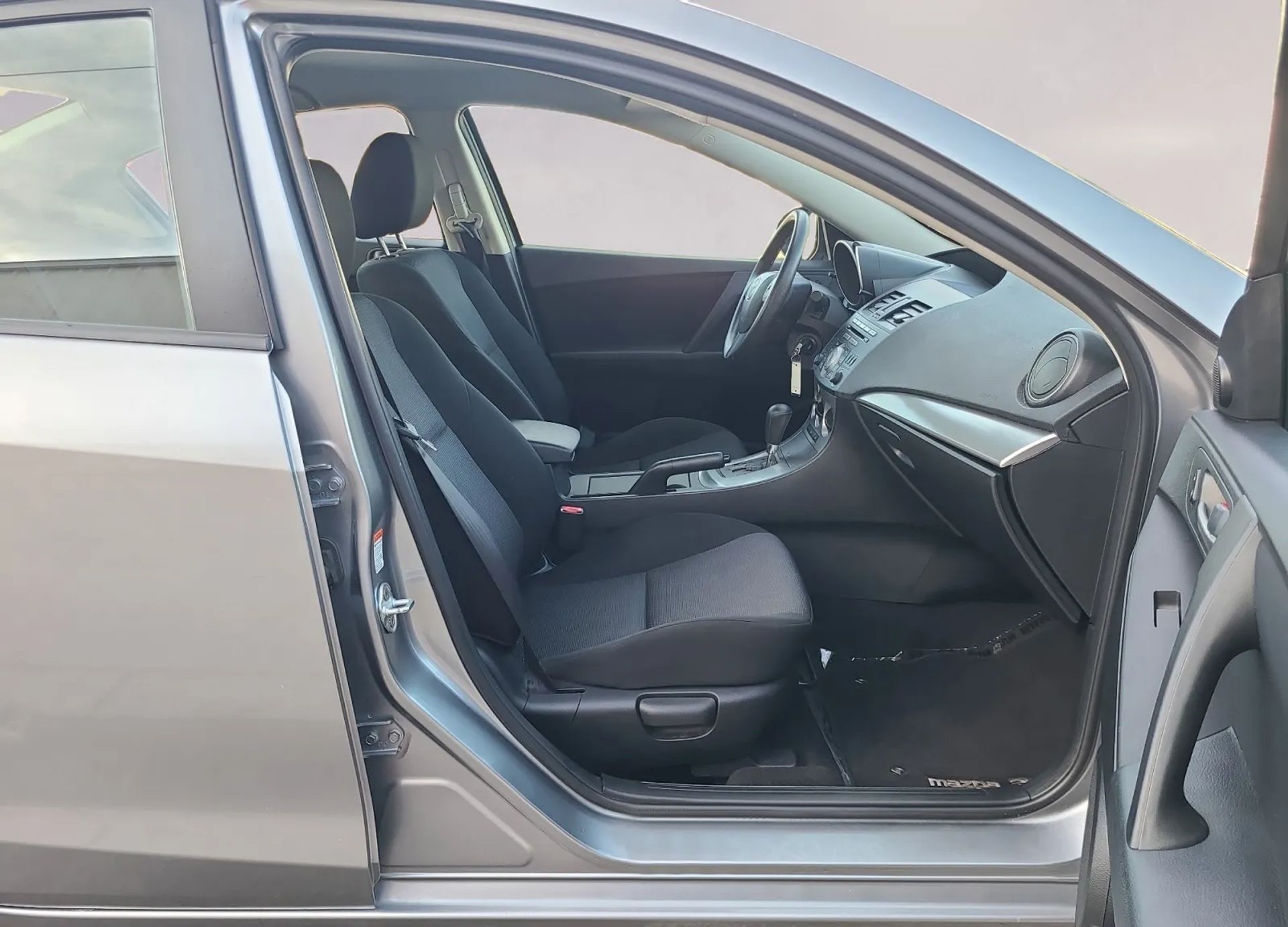 Mazda MAZDA3 4dr Sdn Auto i Touring 2010