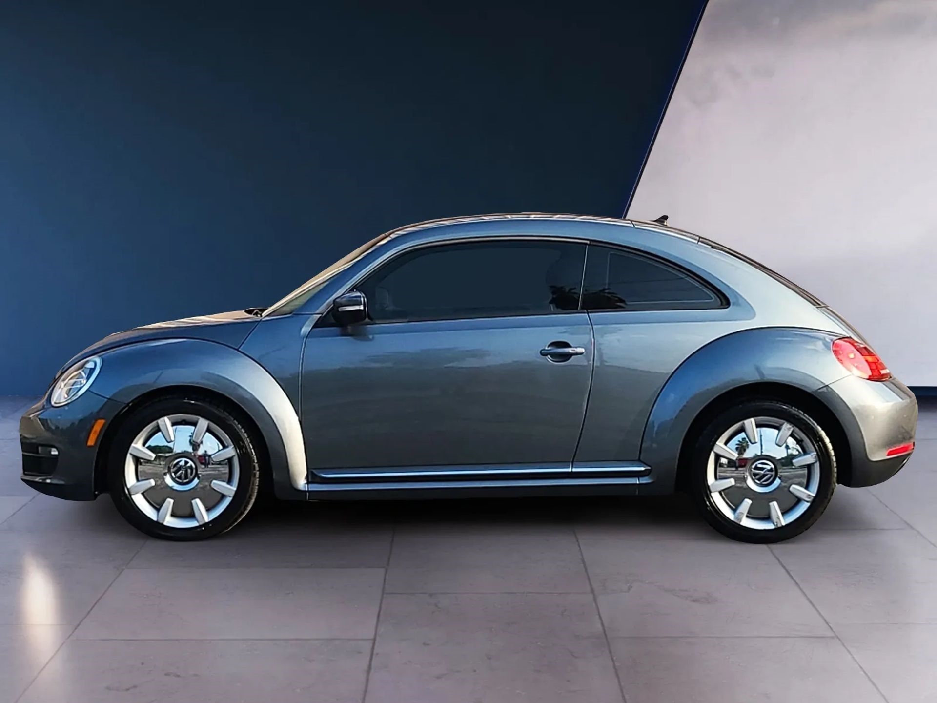 Volkswagen Beetle 2dr Cpe Auto 2.5L PZEV 2012