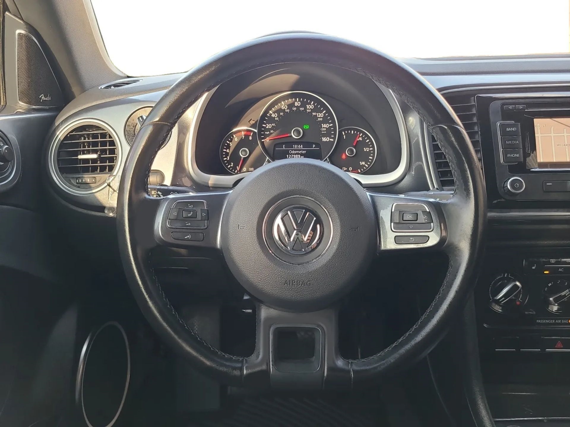 Volkswagen Beetle 2dr Cpe Auto 2.5L PZEV 2012