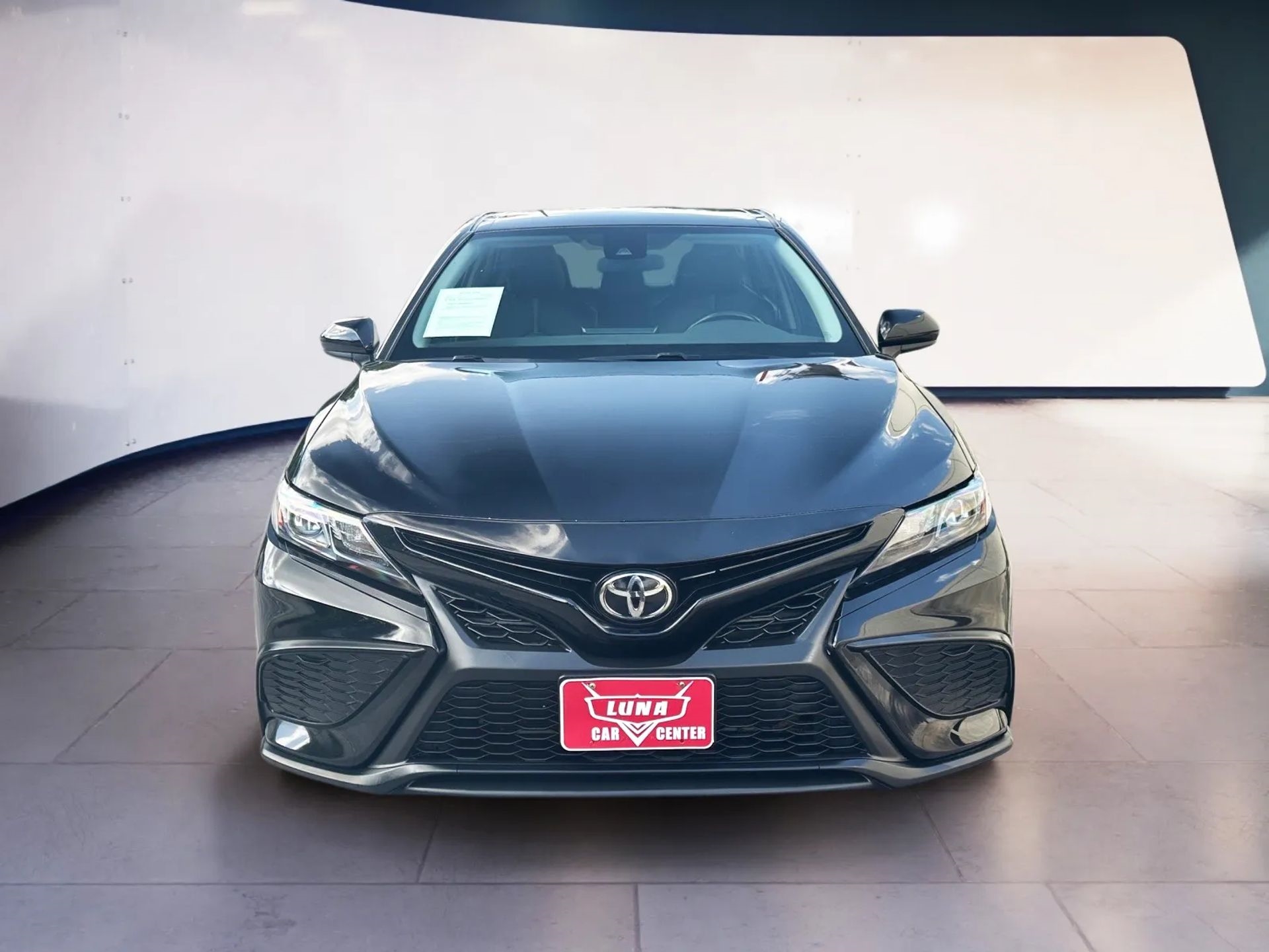 Toyota Camry SE Auto (Natl) 2021
