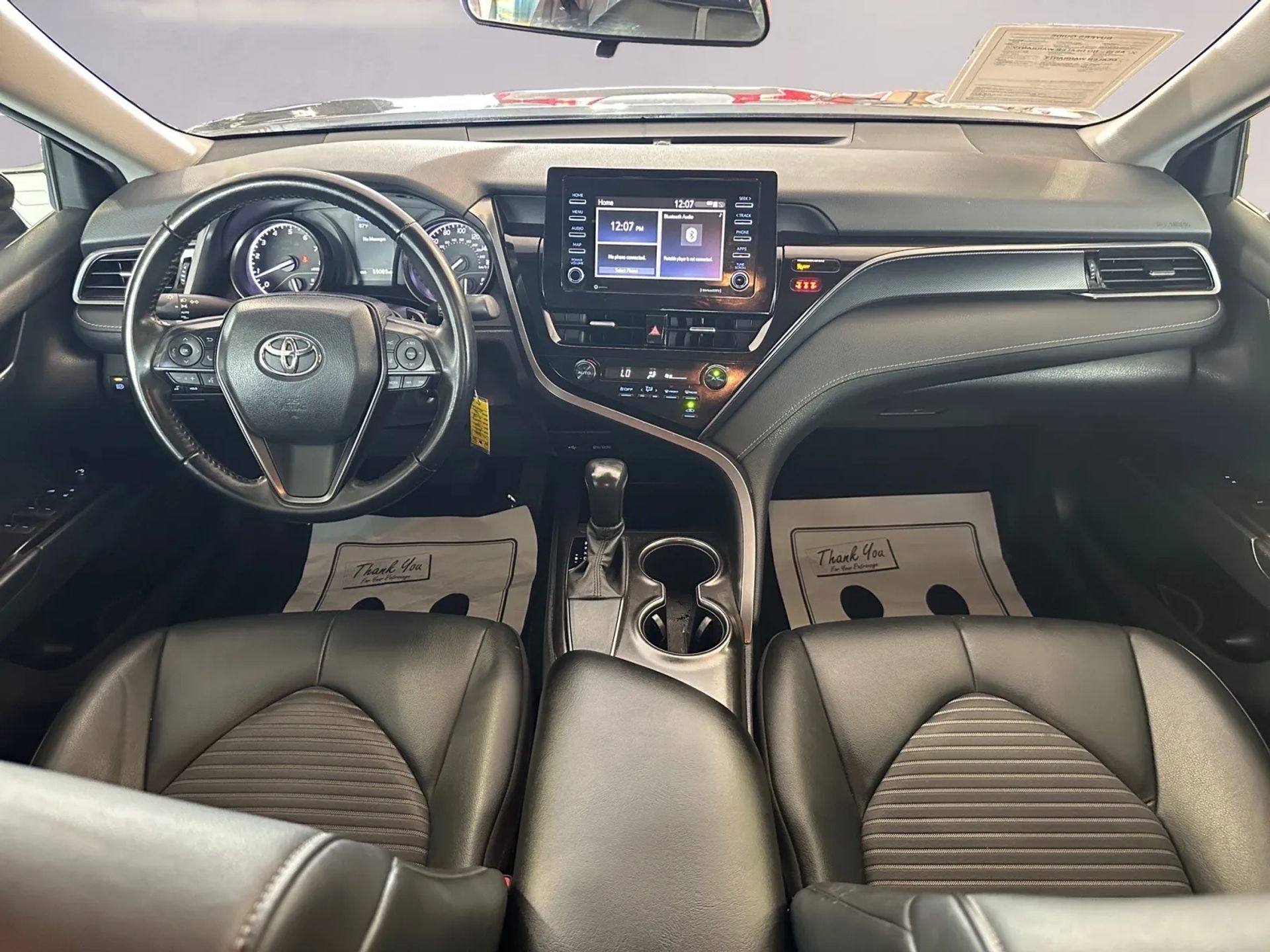 Toyota Camry SE Auto (Natl) 2021