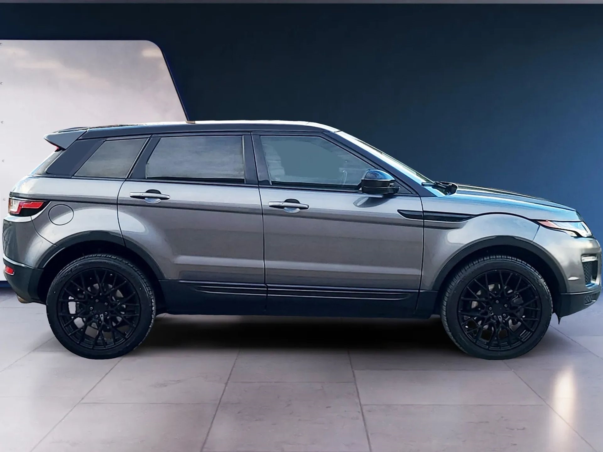 Land Rover Range Rover Evoque 5 Door SE 2017