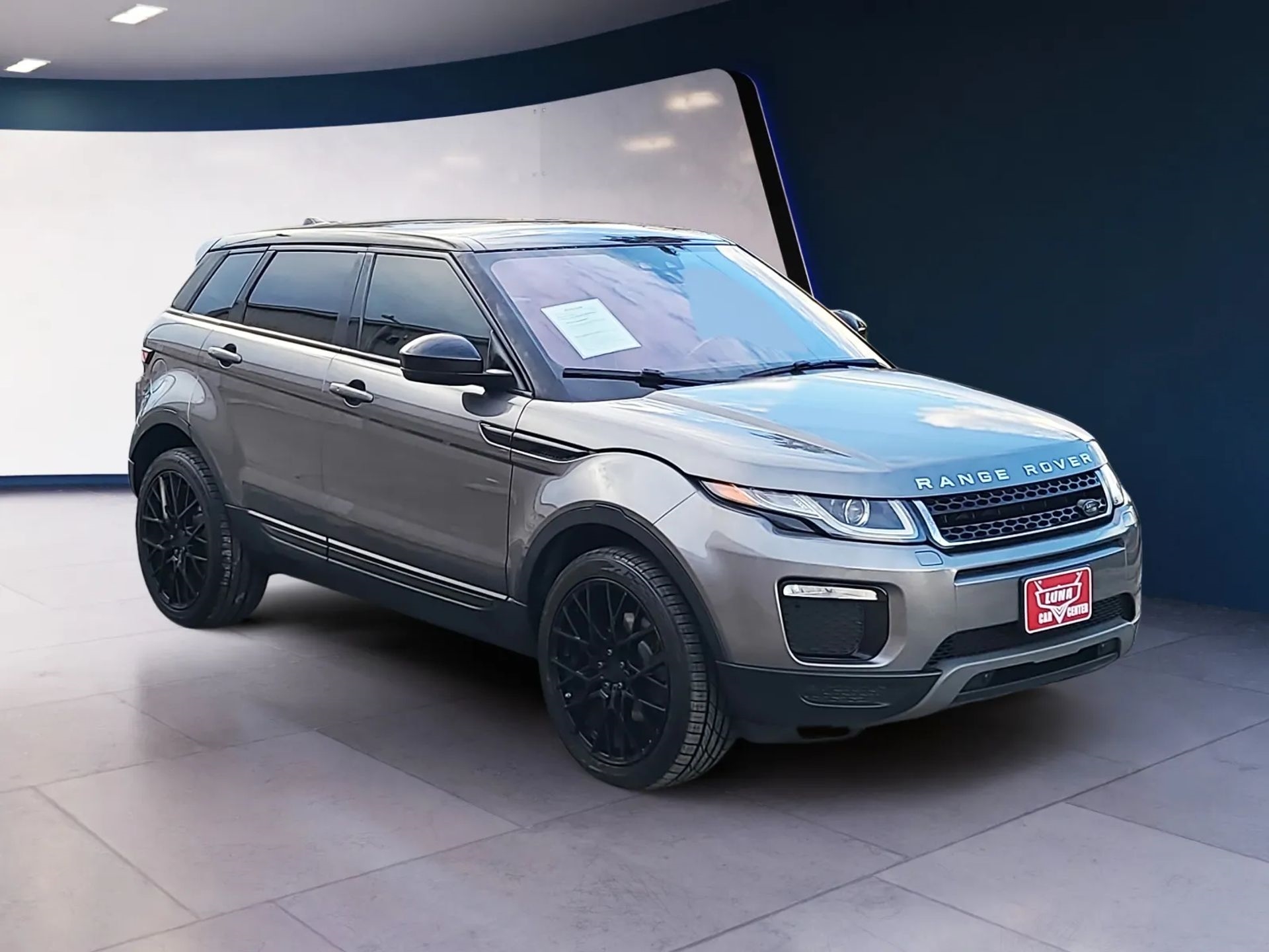 Land Rover Range Rover Evoque 5 Door SE 2017
