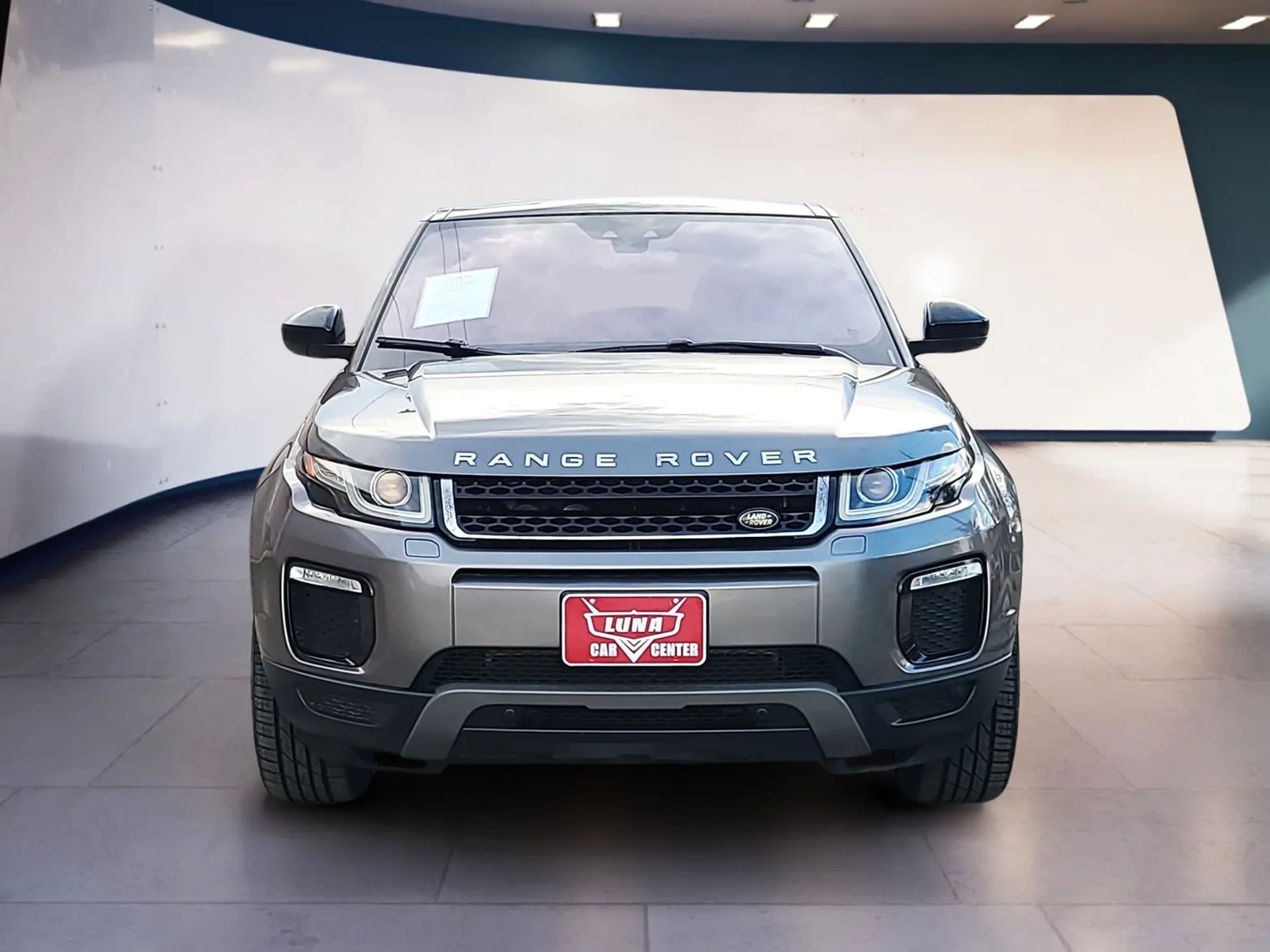 Land Rover Range Rover Evoque 5 Door SE 2017