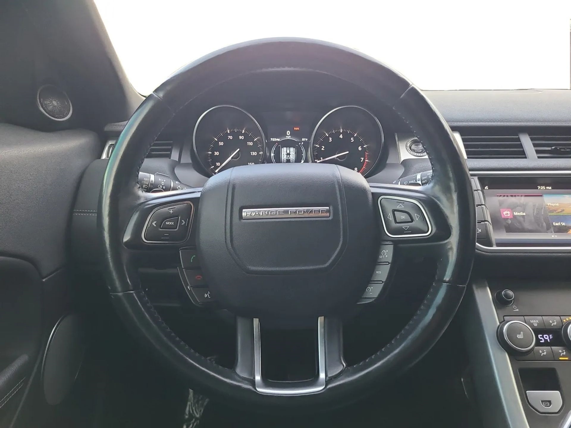 Land Rover Range Rover Evoque 5 Door SE 2017