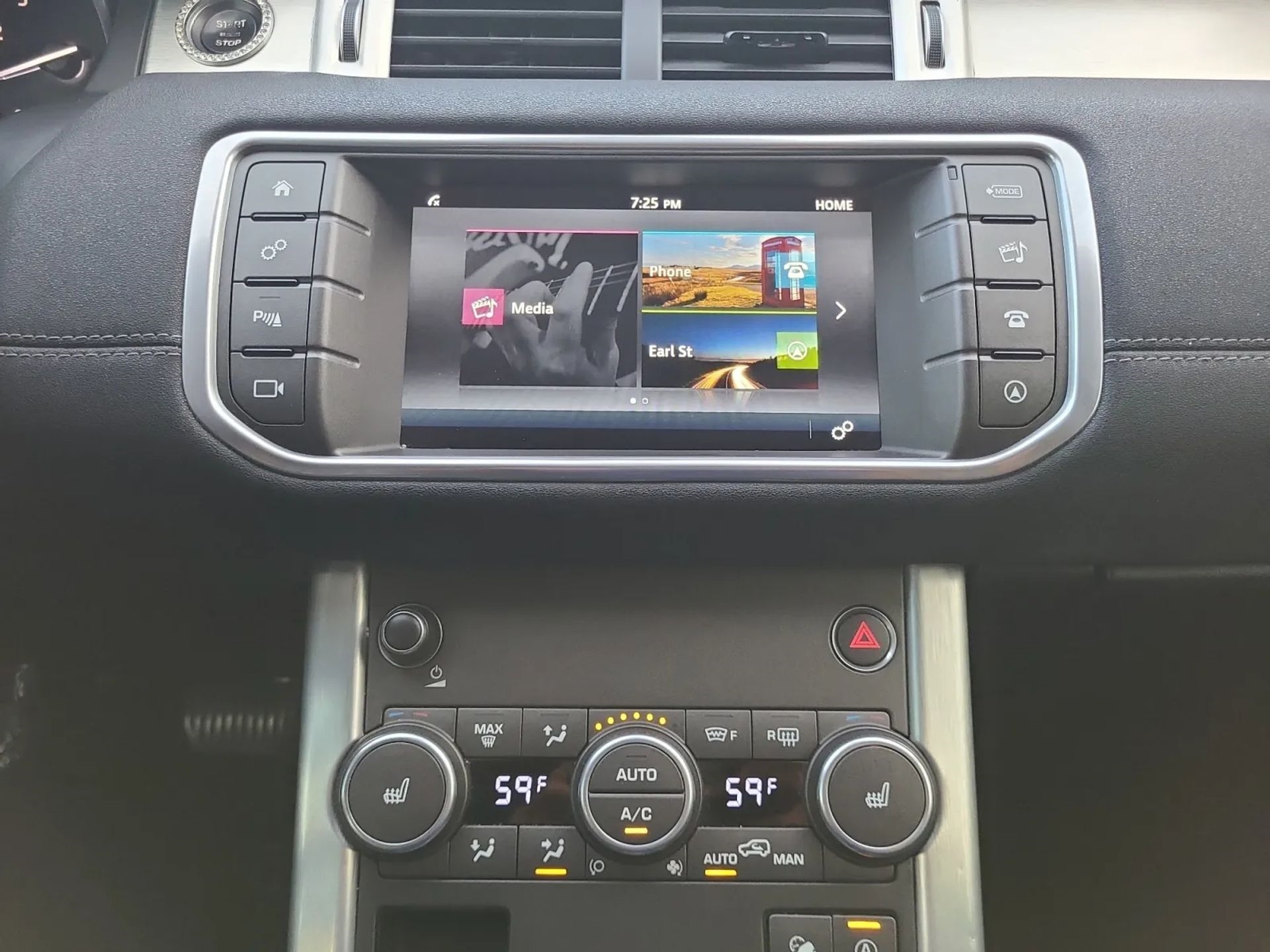 Land Rover Range Rover Evoque 5 Door SE 2017