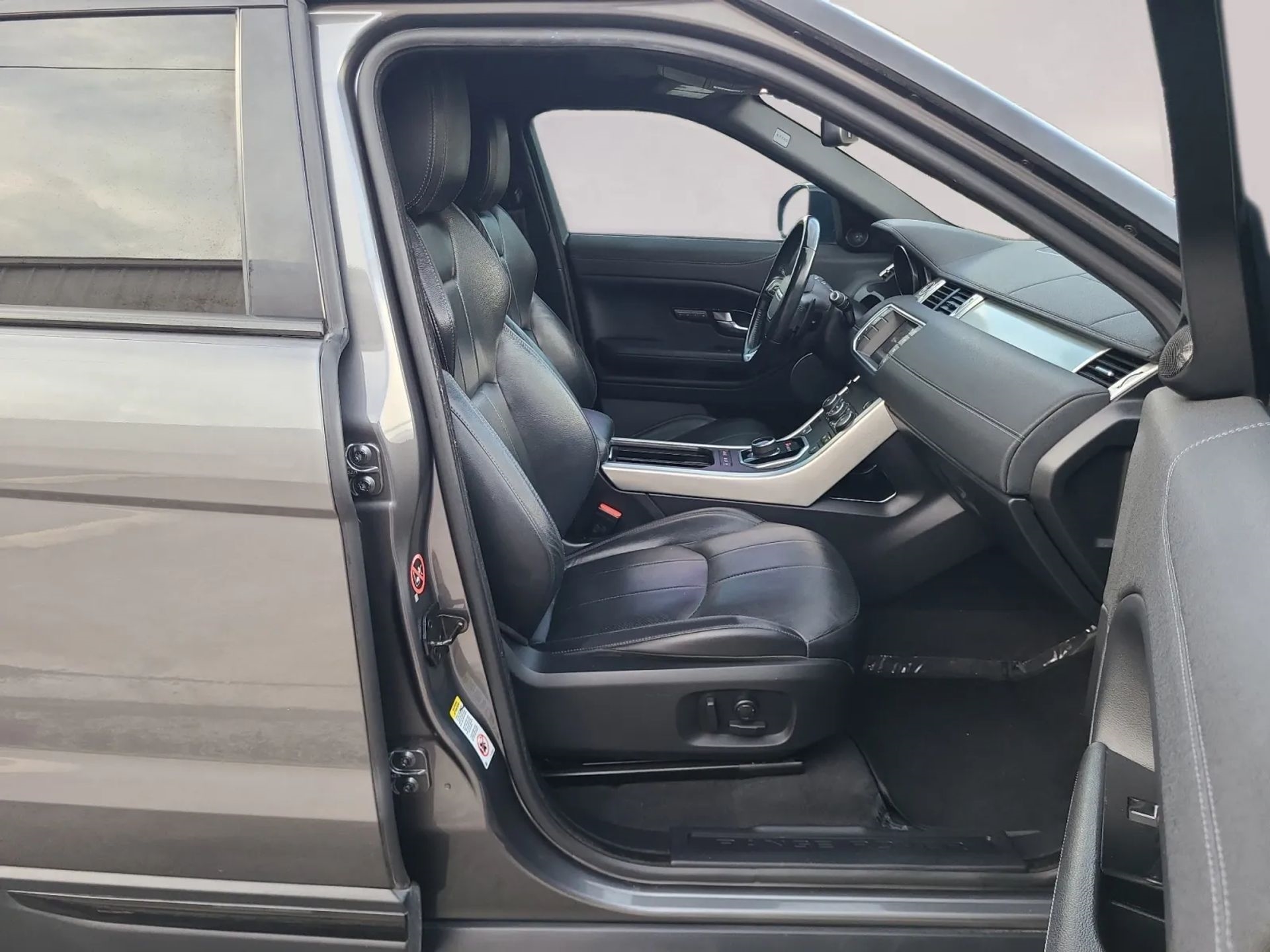 Land Rover Range Rover Evoque 5 Door SE 2017