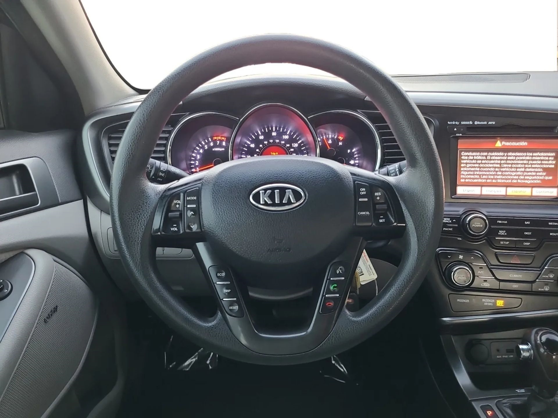 Kia Optima 4dr Sdn 2.4L Auto LX 2011