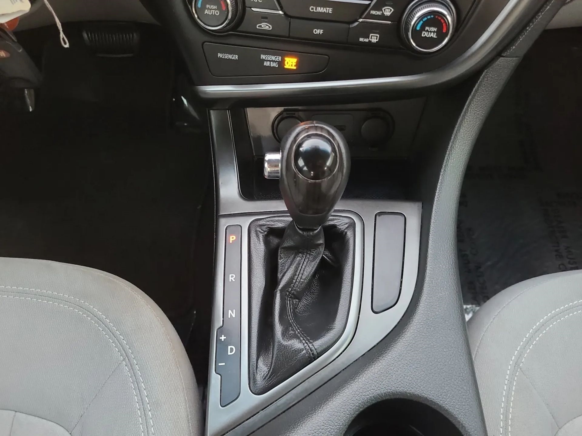 Kia Optima 4dr Sdn 2.4L Auto LX 2011