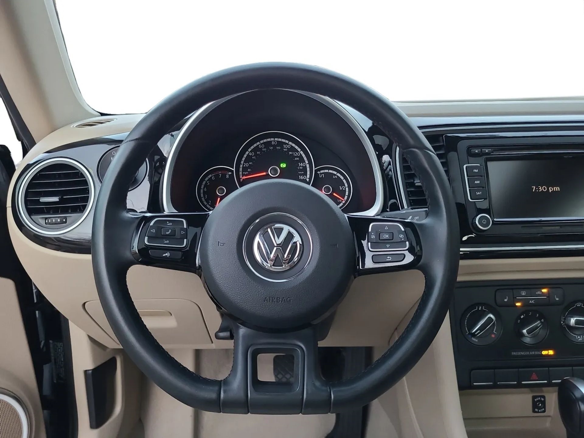 Volkswagen Beetle Coupe 2dr Auto 2.5L PZEV 2013