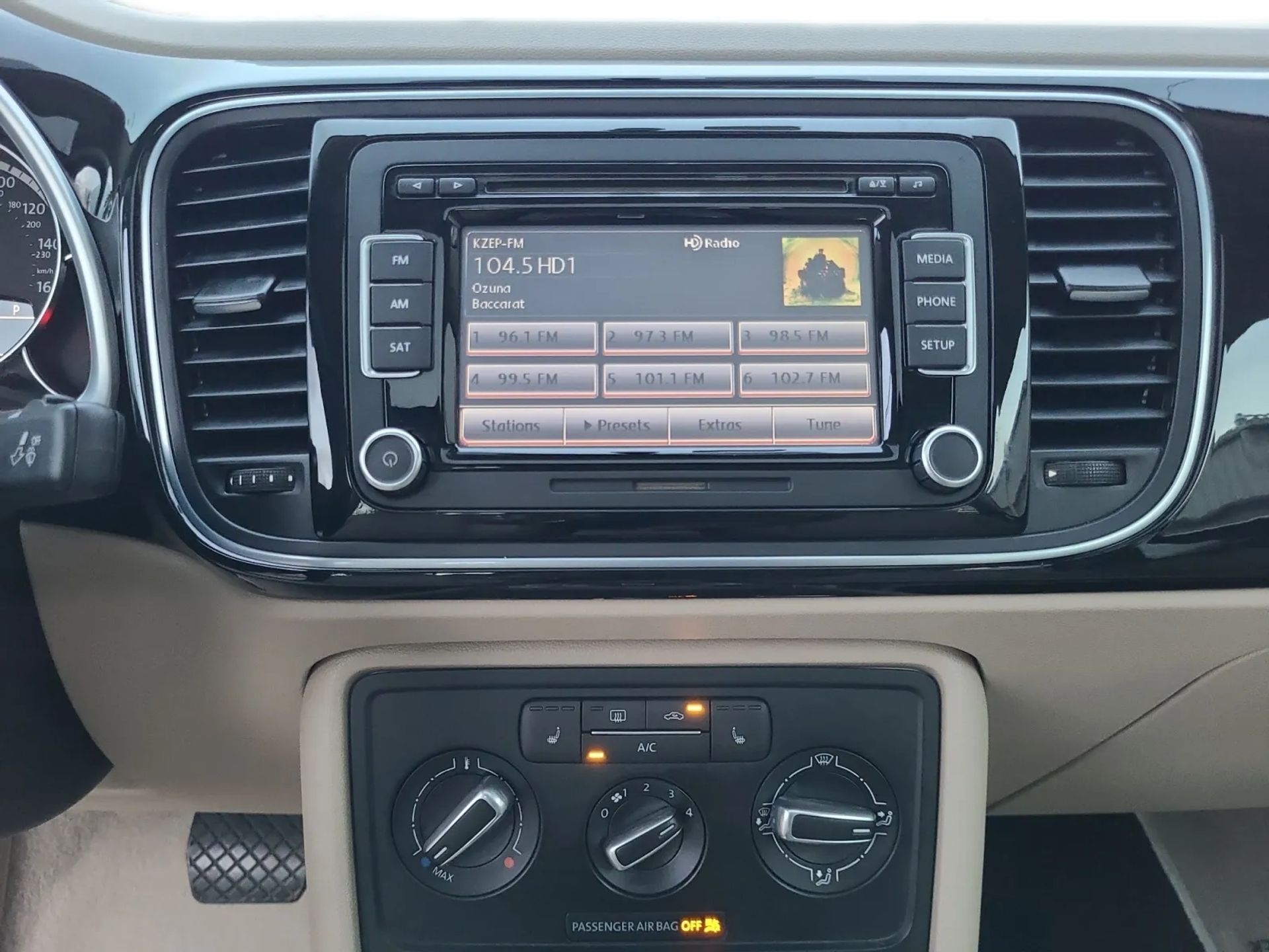 Volkswagen Beetle Coupe 2dr Auto 2.5L PZEV 2013