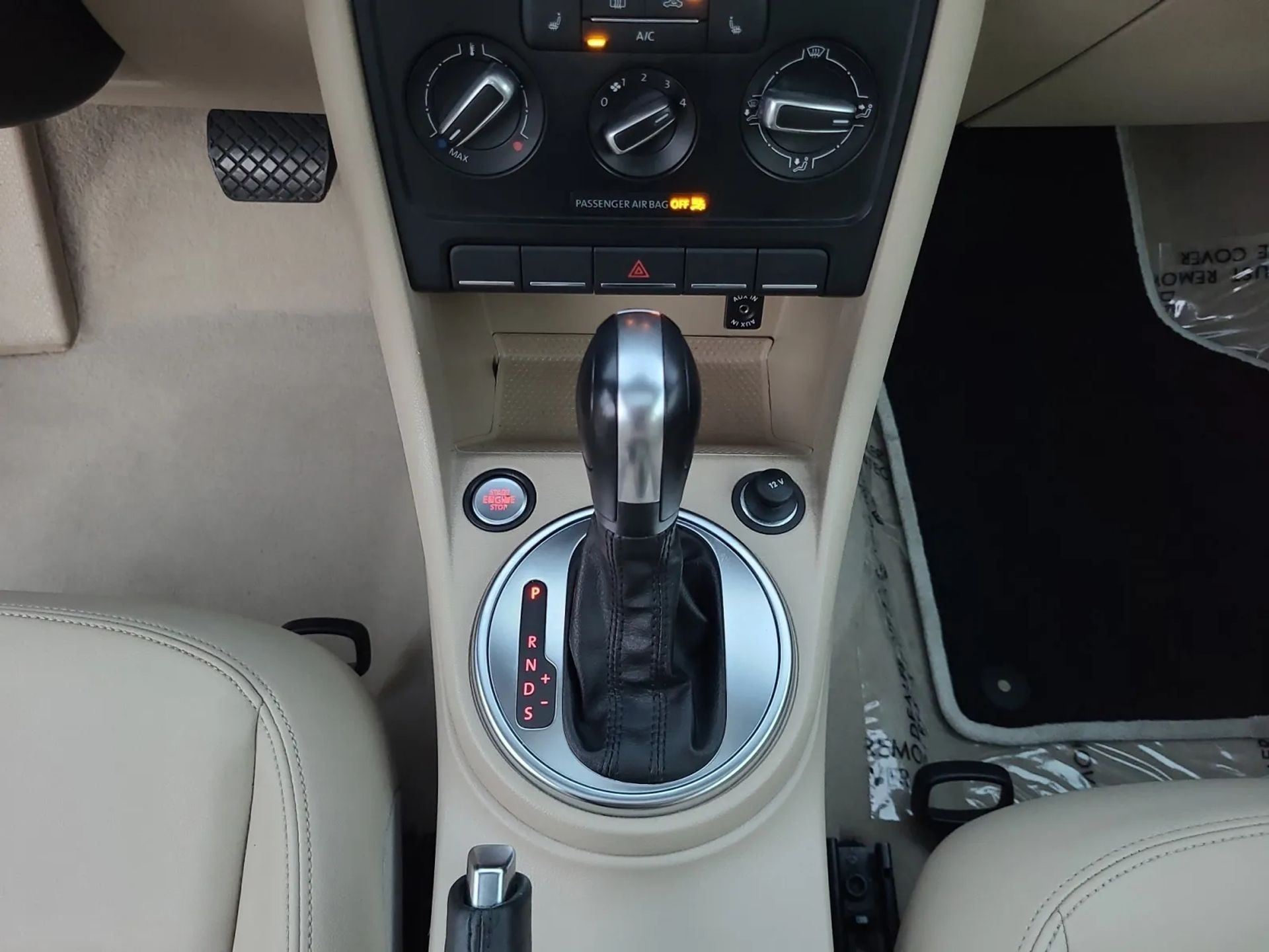 Volkswagen Beetle Coupe 2dr Auto 2.5L PZEV 2013