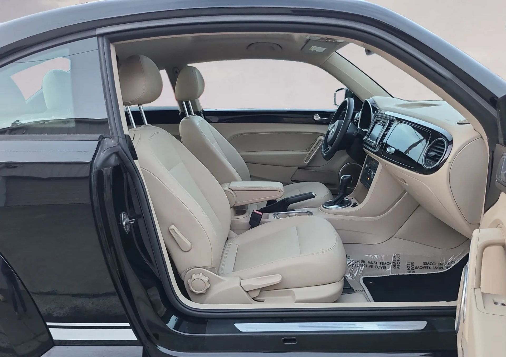 Volkswagen Beetle Coupe 2dr Auto 2.5L PZEV 2013