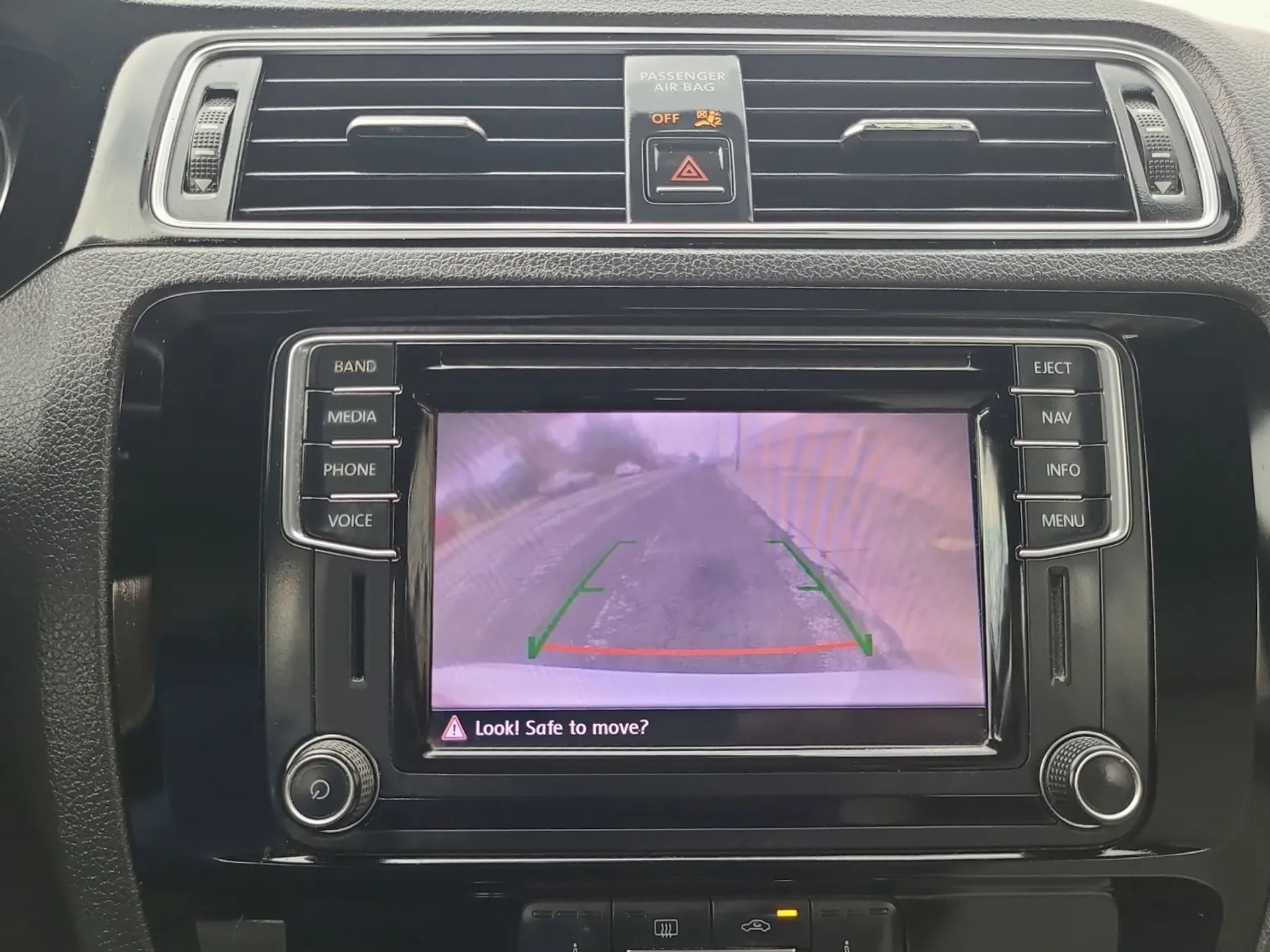 Volkswagen Jetta Sedan 4dr Auto 1.8T Sport PZEV 2016