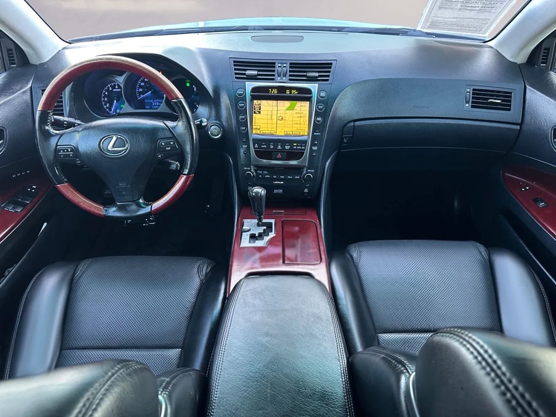 Lexus GS 350 4dr Sdn RWD 2010