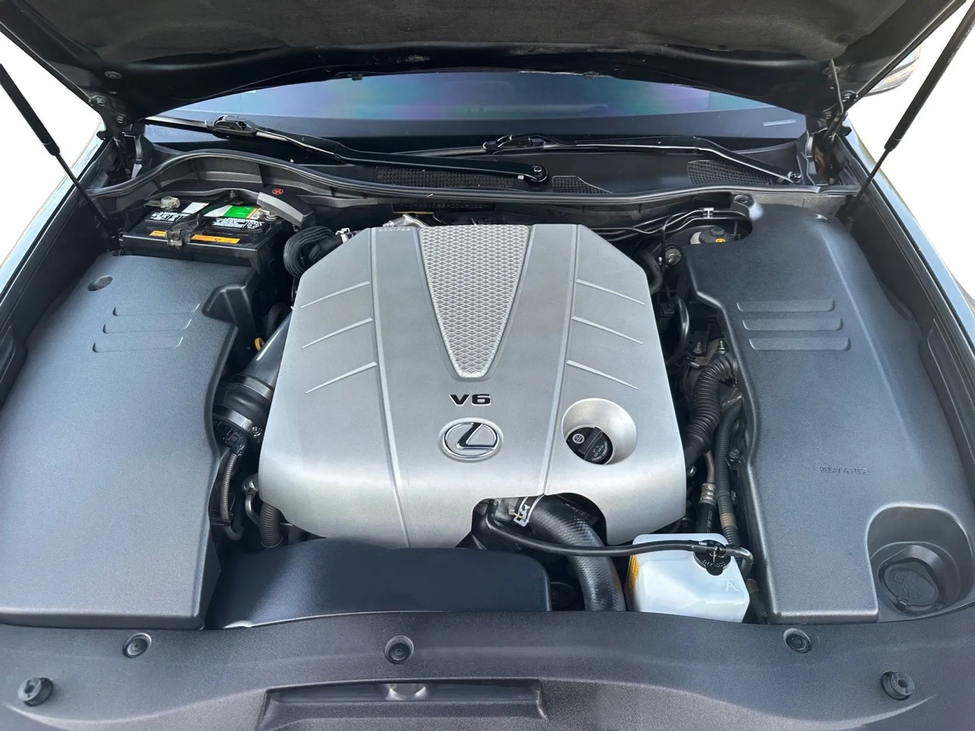 Lexus GS 350 4dr Sdn RWD 2010