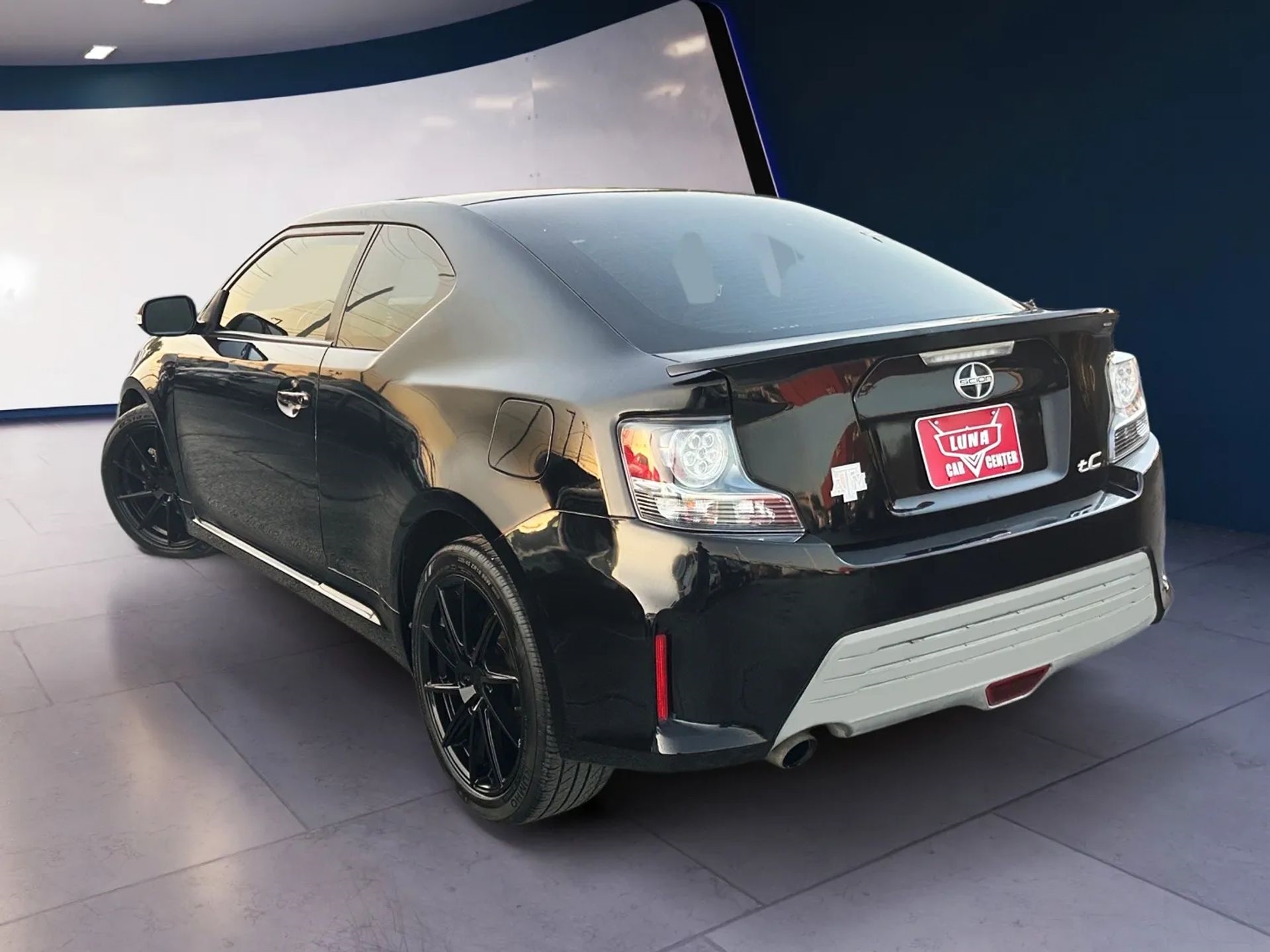 Scion tC 2dr HB Man (Natl) 2015