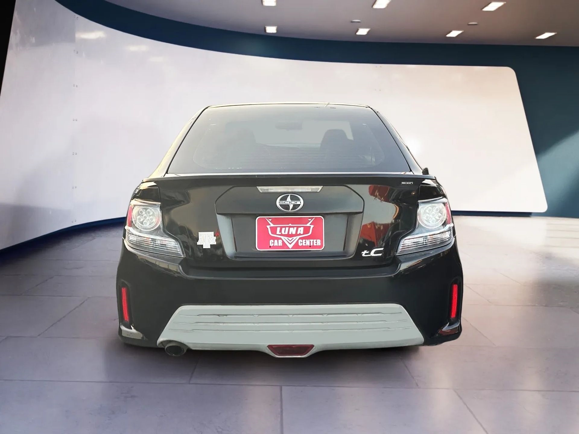 Scion tC 2dr HB Man (Natl) 2015