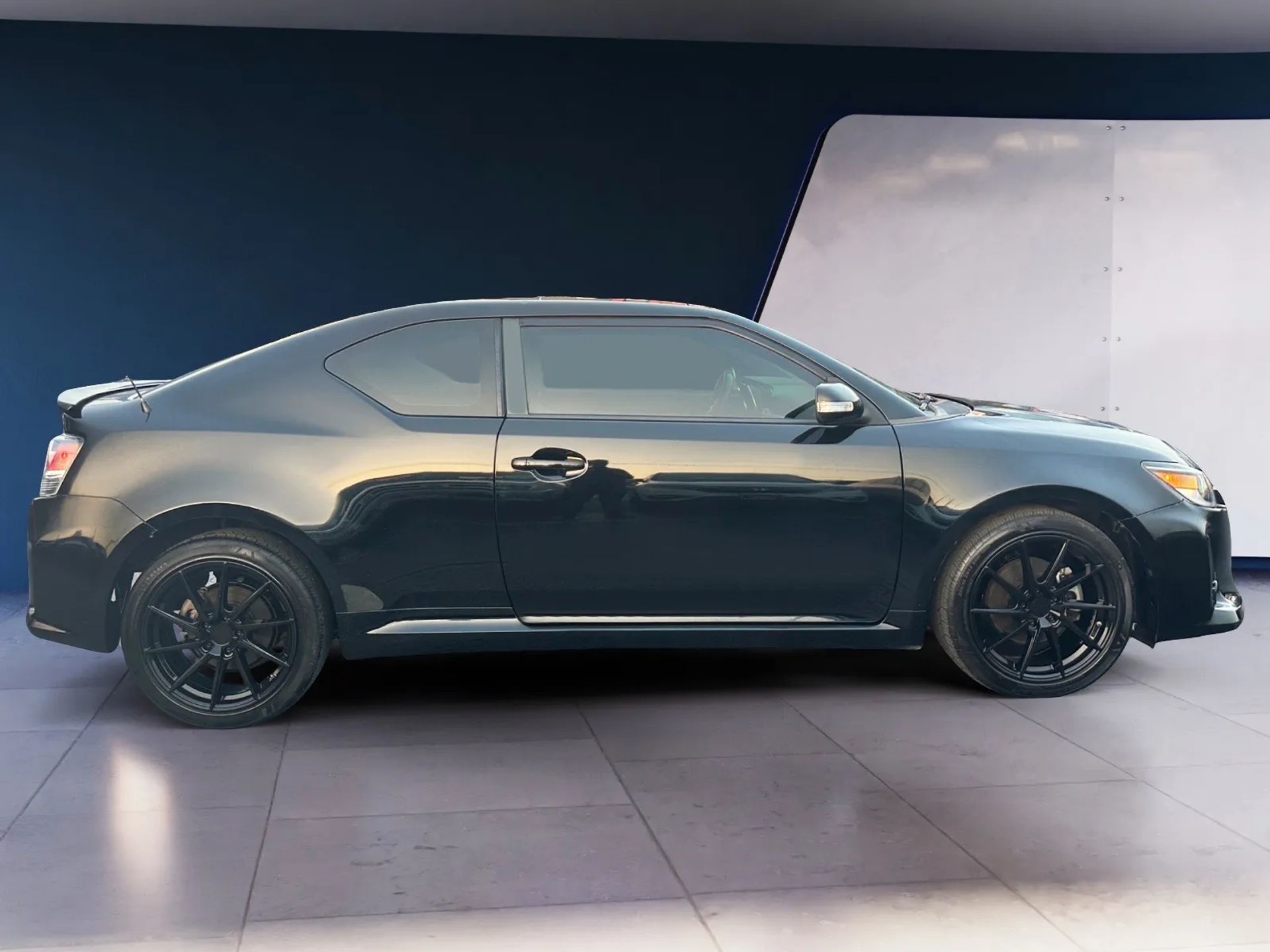 Scion tC 2dr HB Man (Natl) 2015