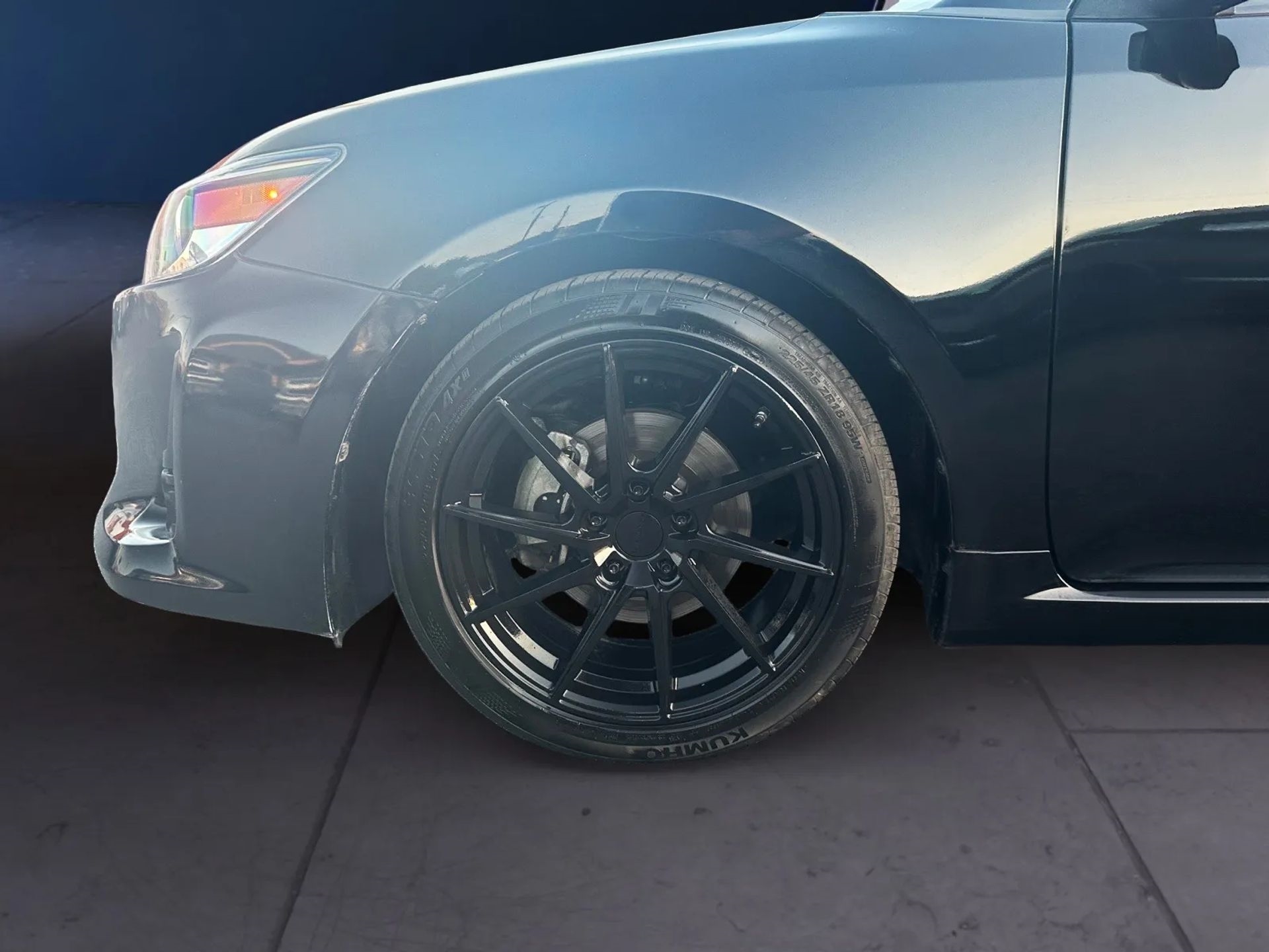 Scion tC 2dr HB Man (Natl) 2015