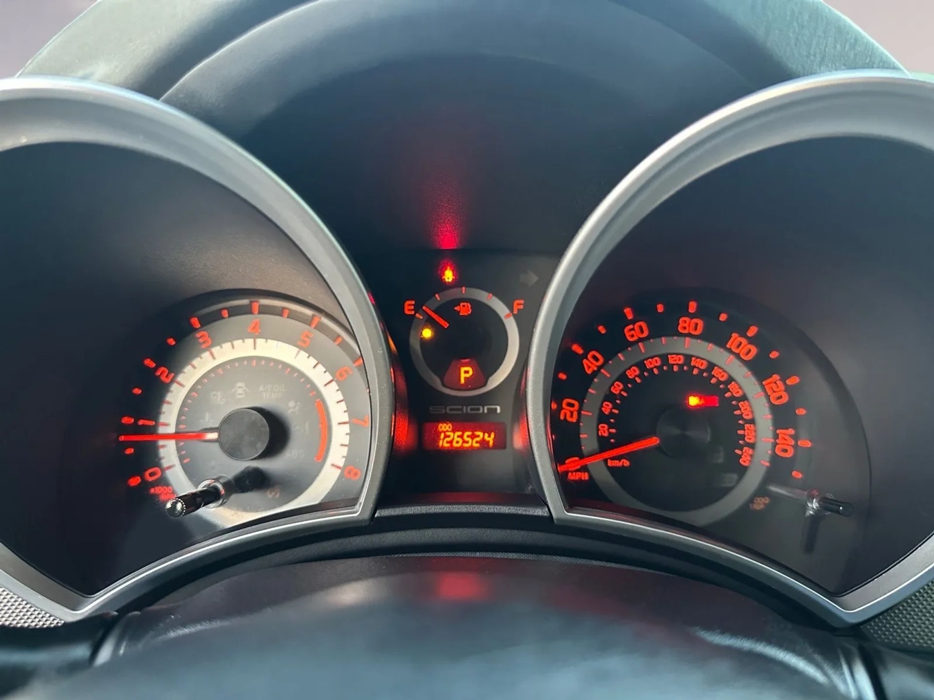 Scion tC 2dr HB Man (Natl) 2015